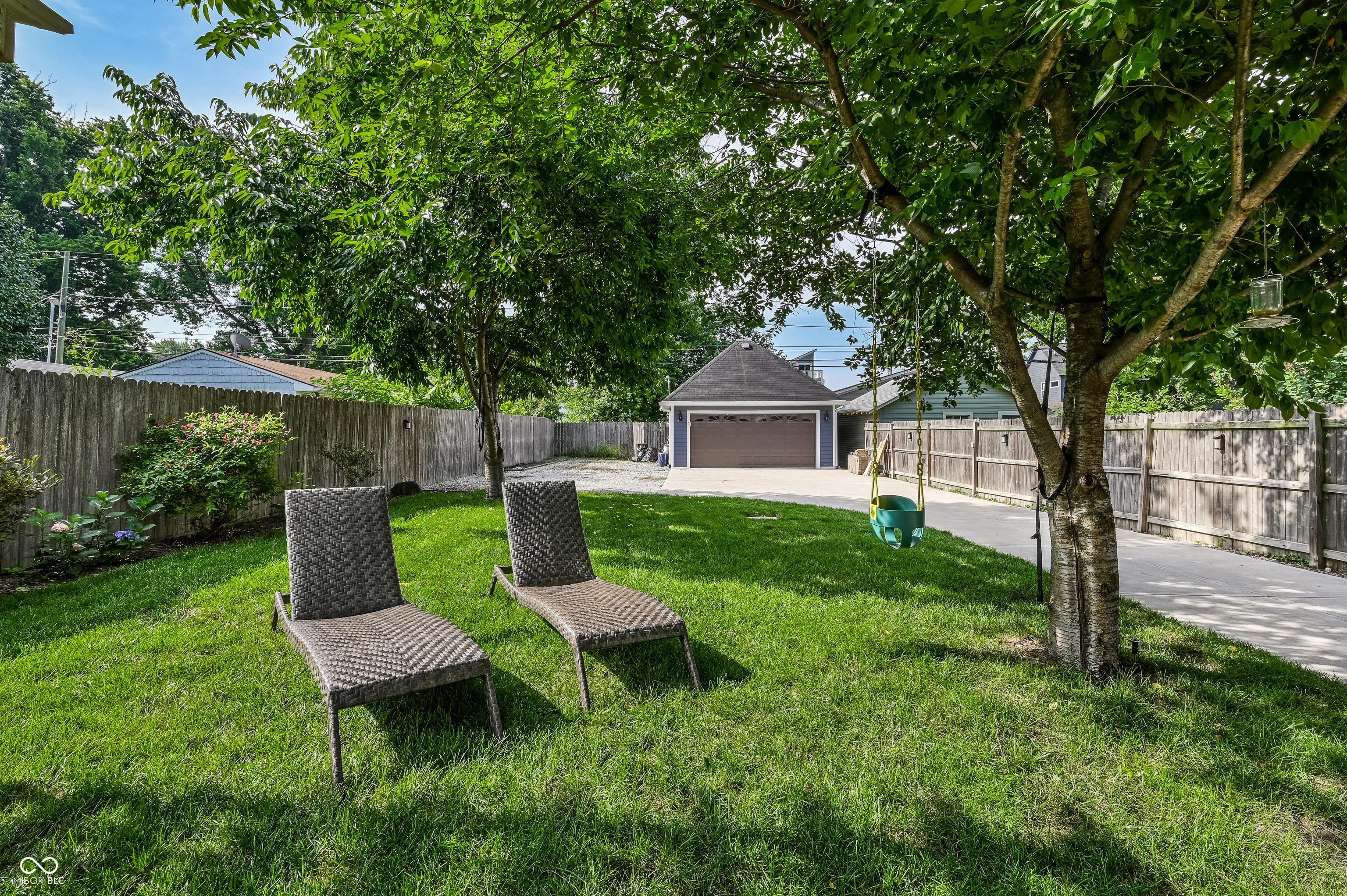 1519 Pleasant Street