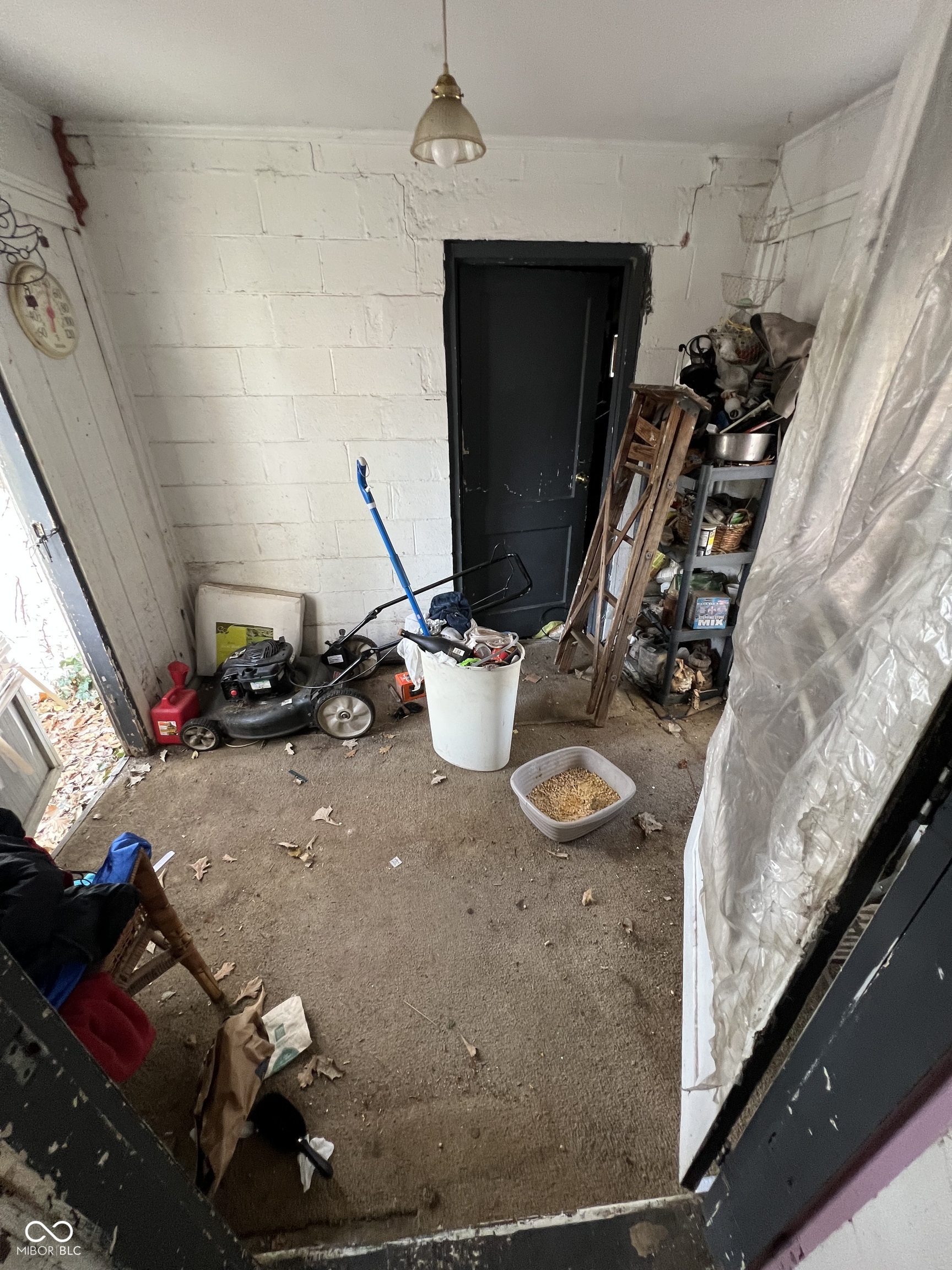 3141 N Bolton Avenue