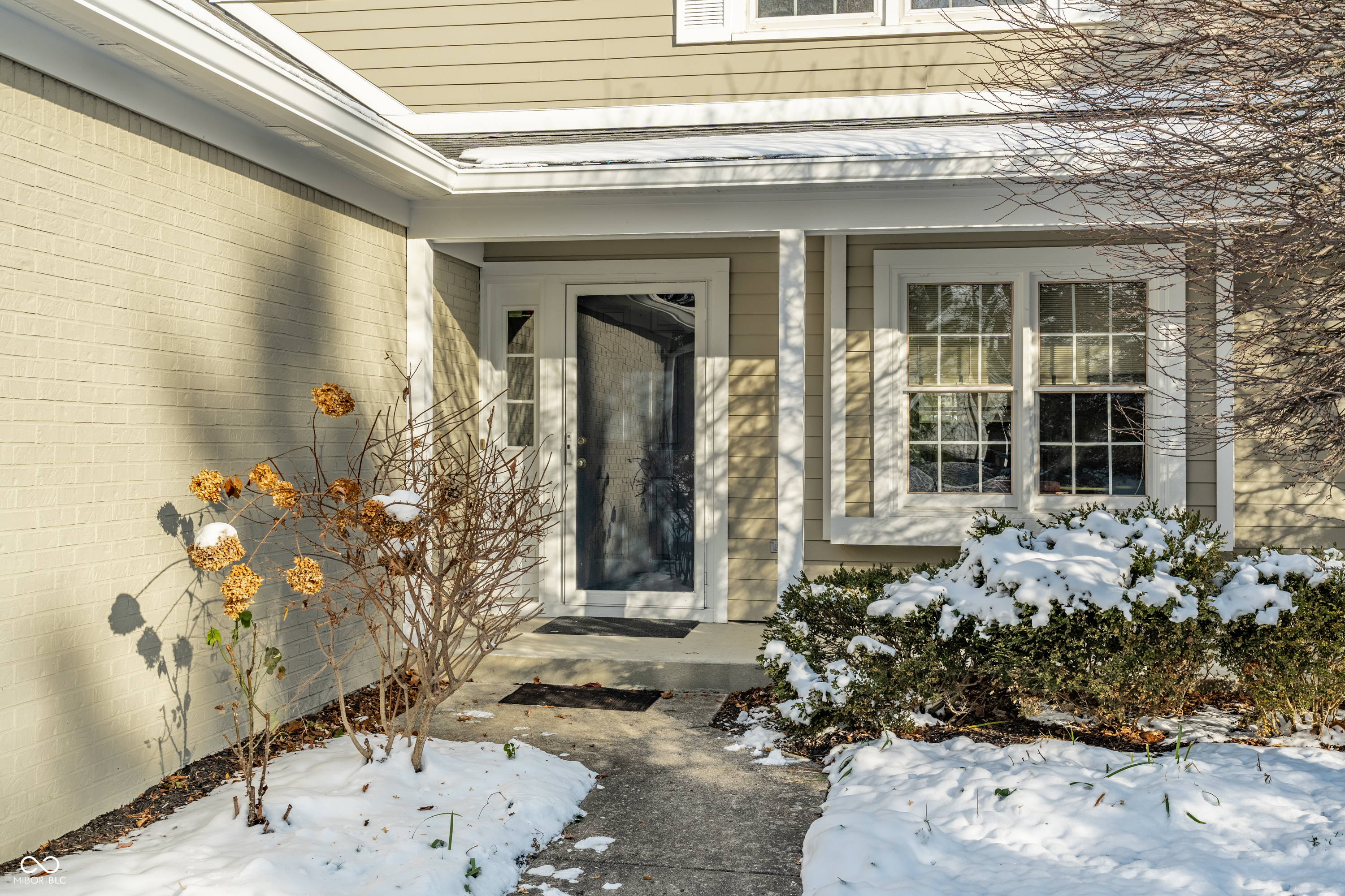 3312 Bay Road South Drive