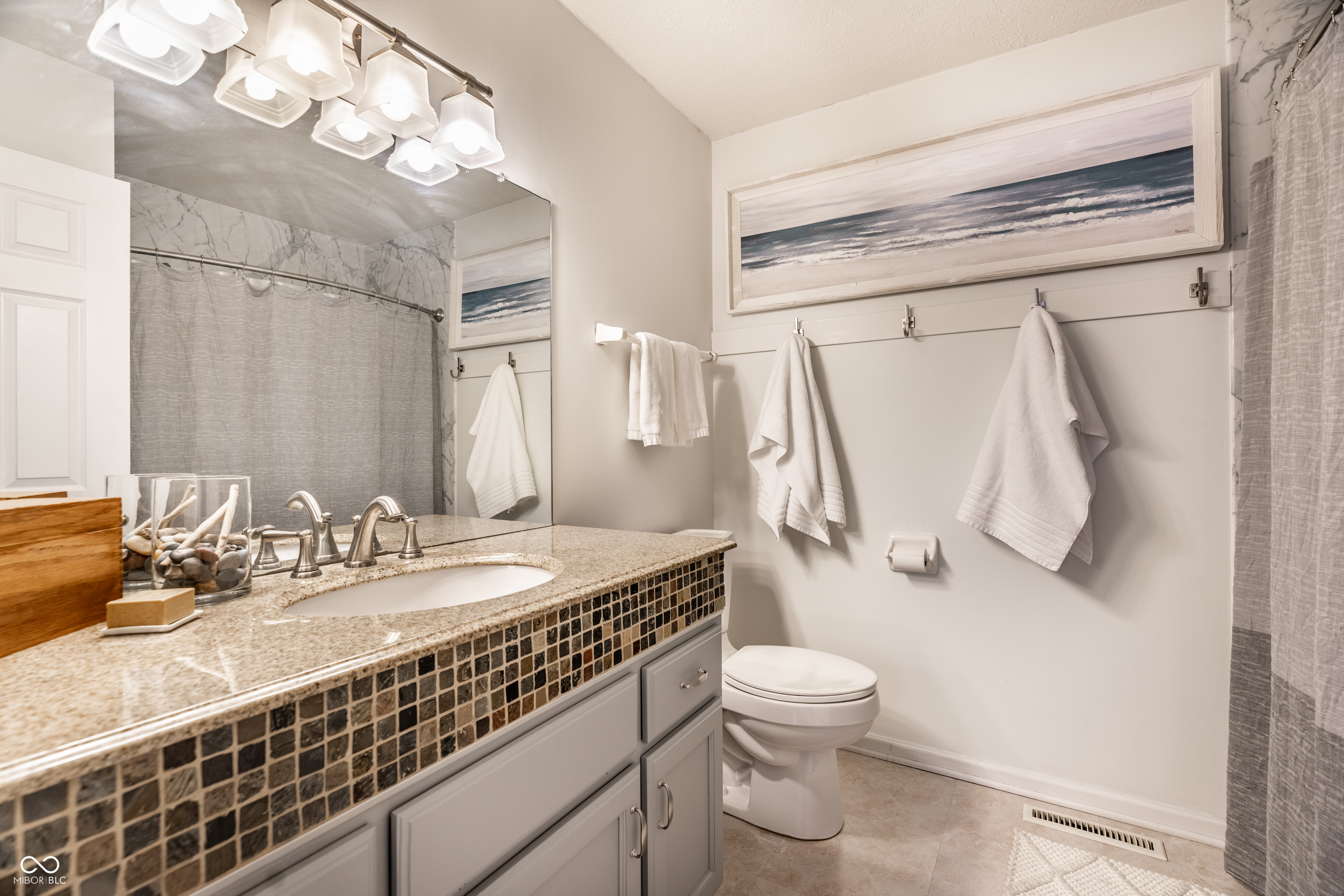 3312 Bay Road South Drive