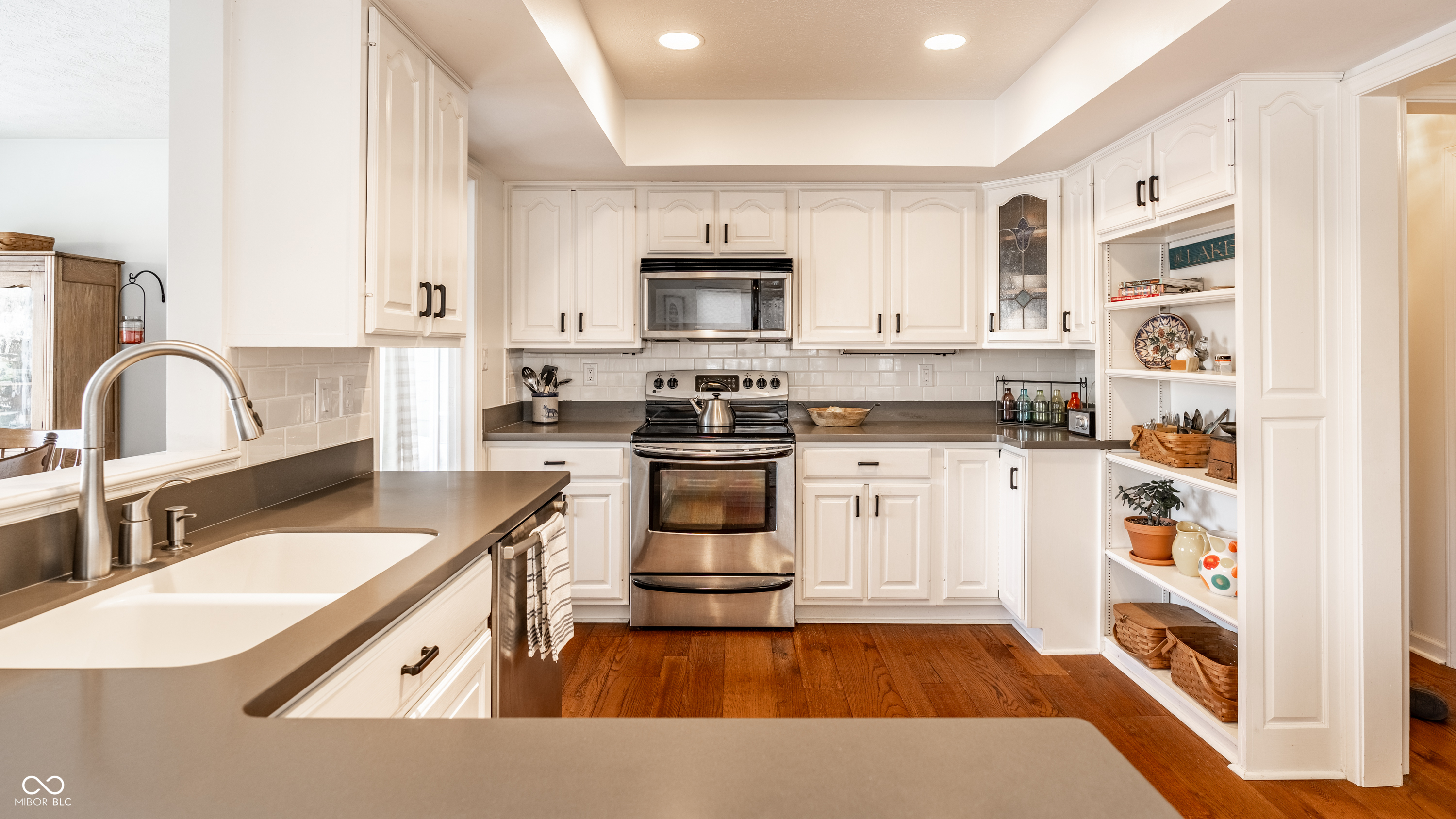 3312 Bay Road South Drive