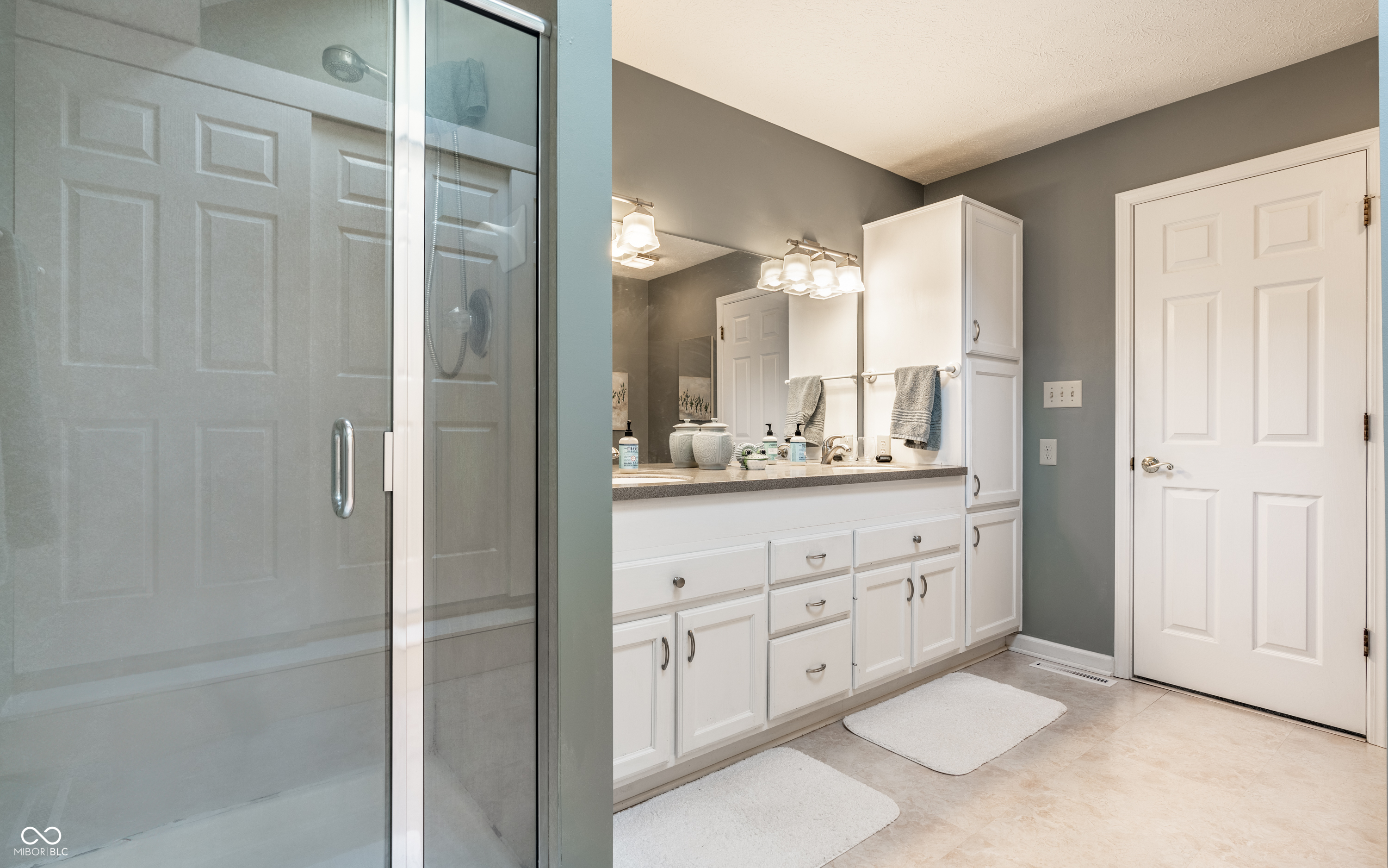 3312 Bay Road South Drive