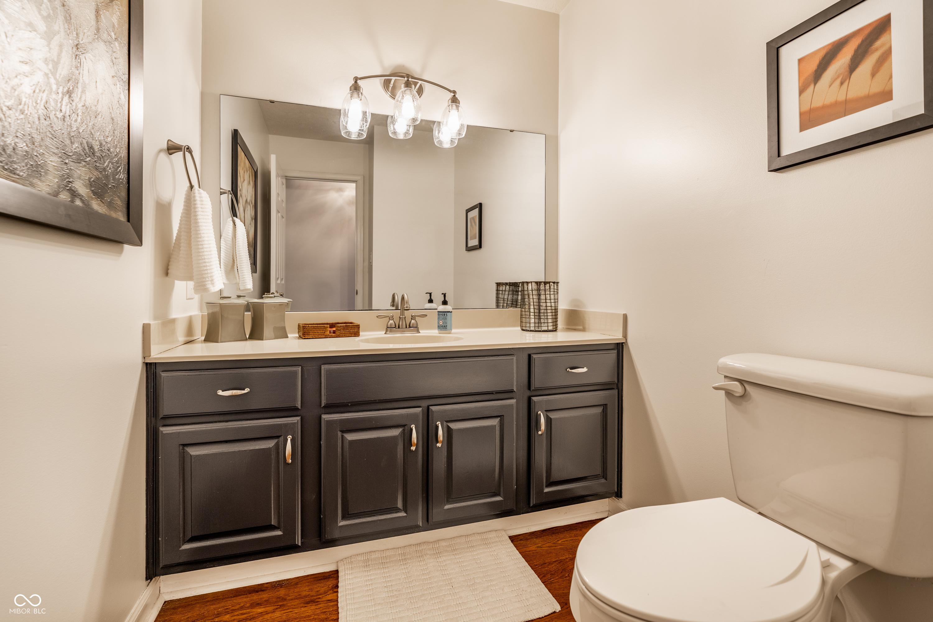 3312 Bay Road South Drive