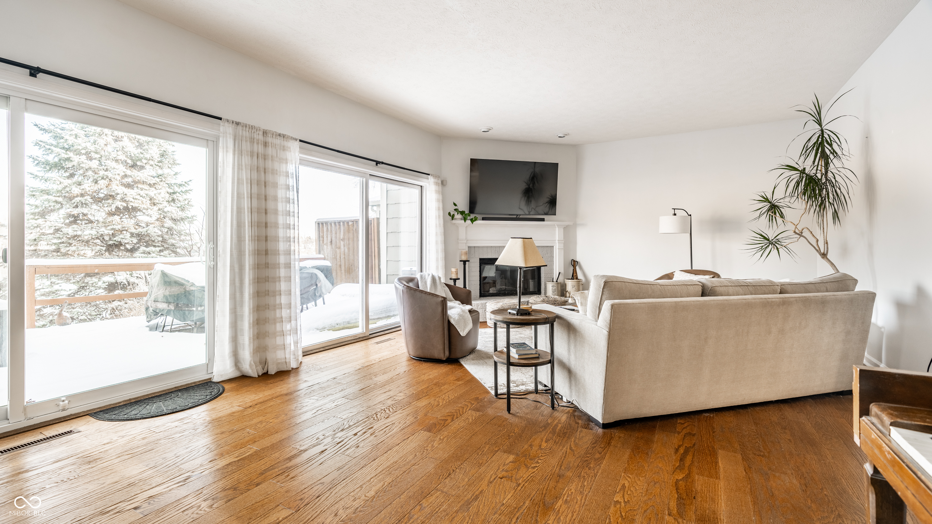 3312 Bay Road South Drive