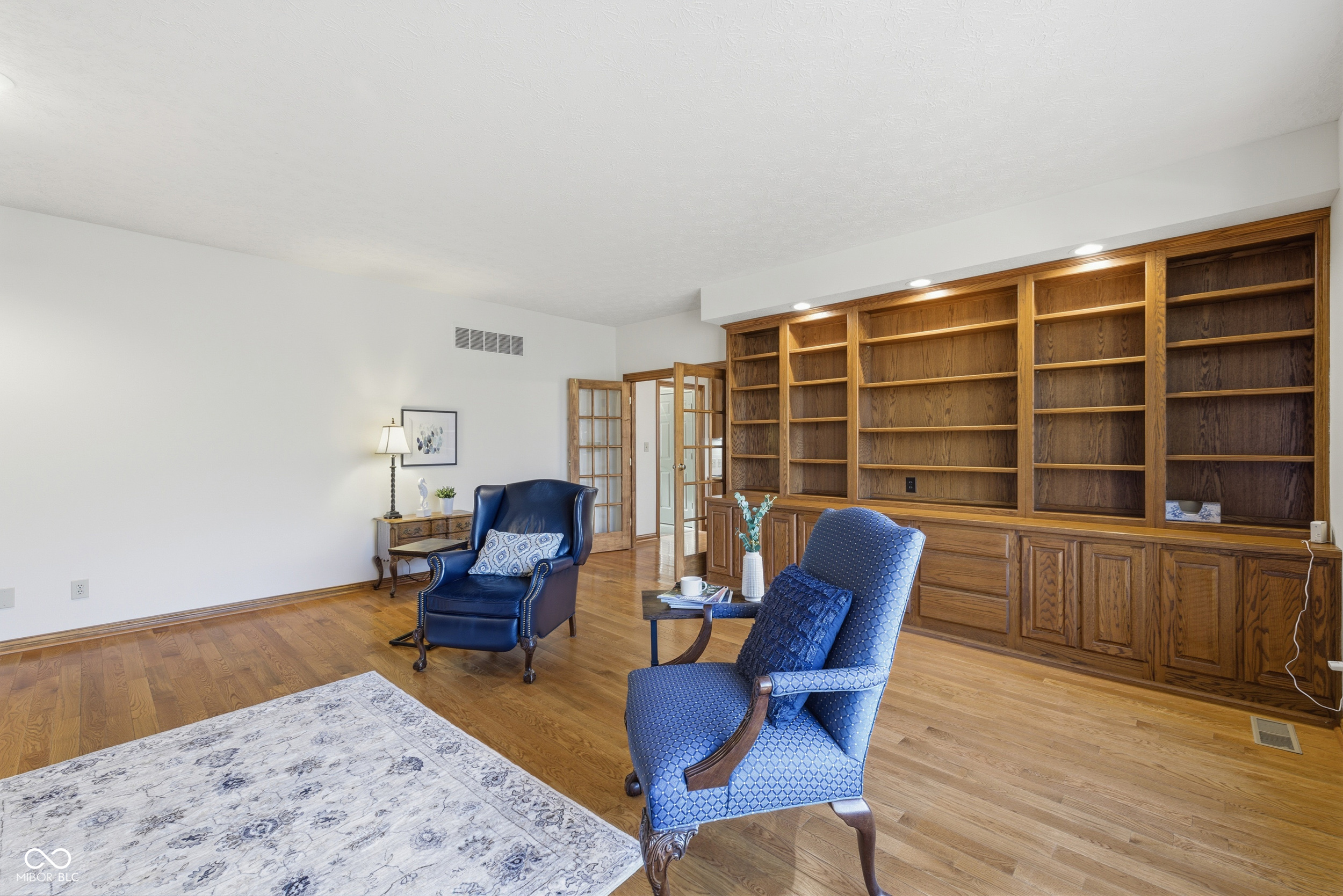 8738 Potters Cove Court