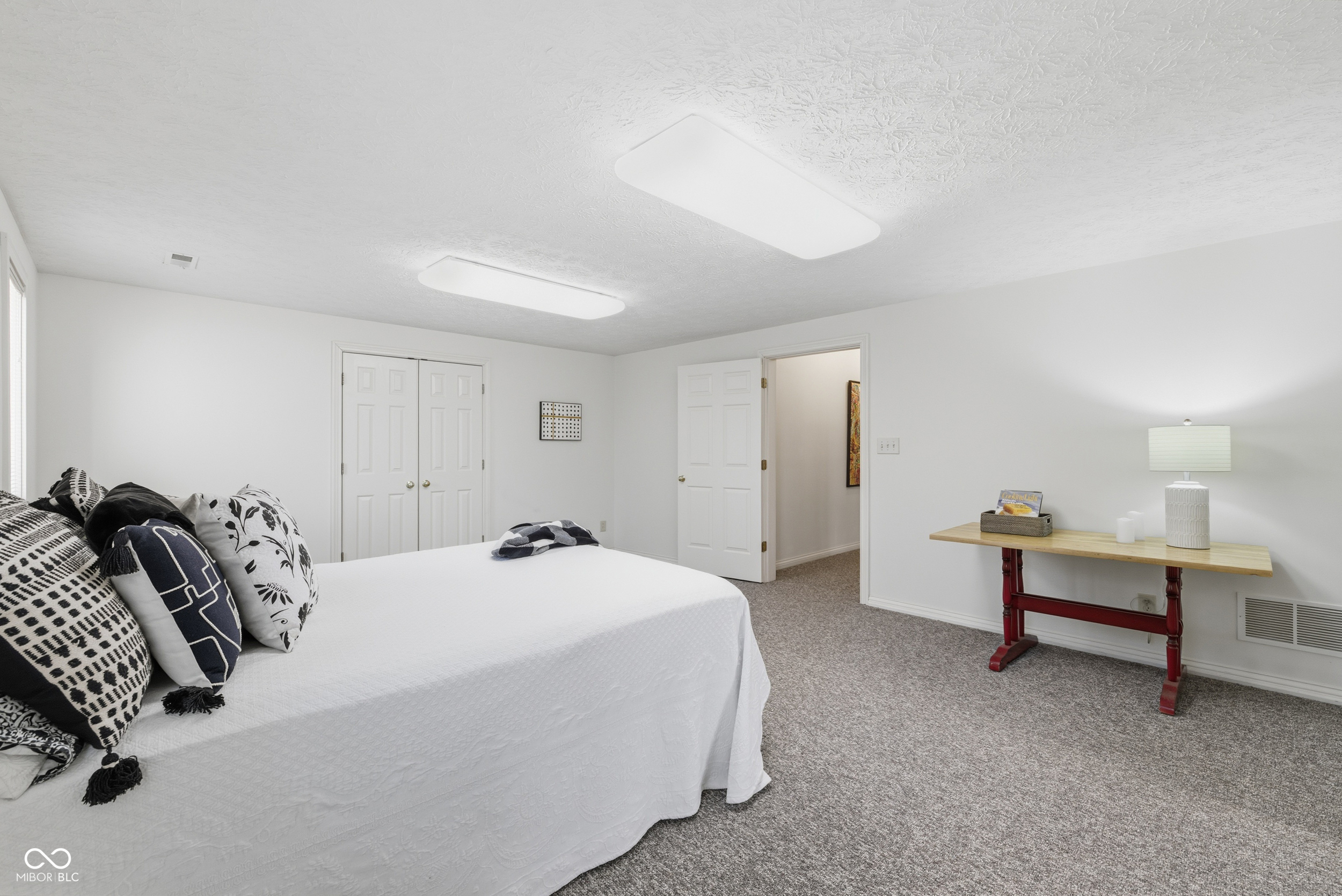 8738 Potters Cove Court