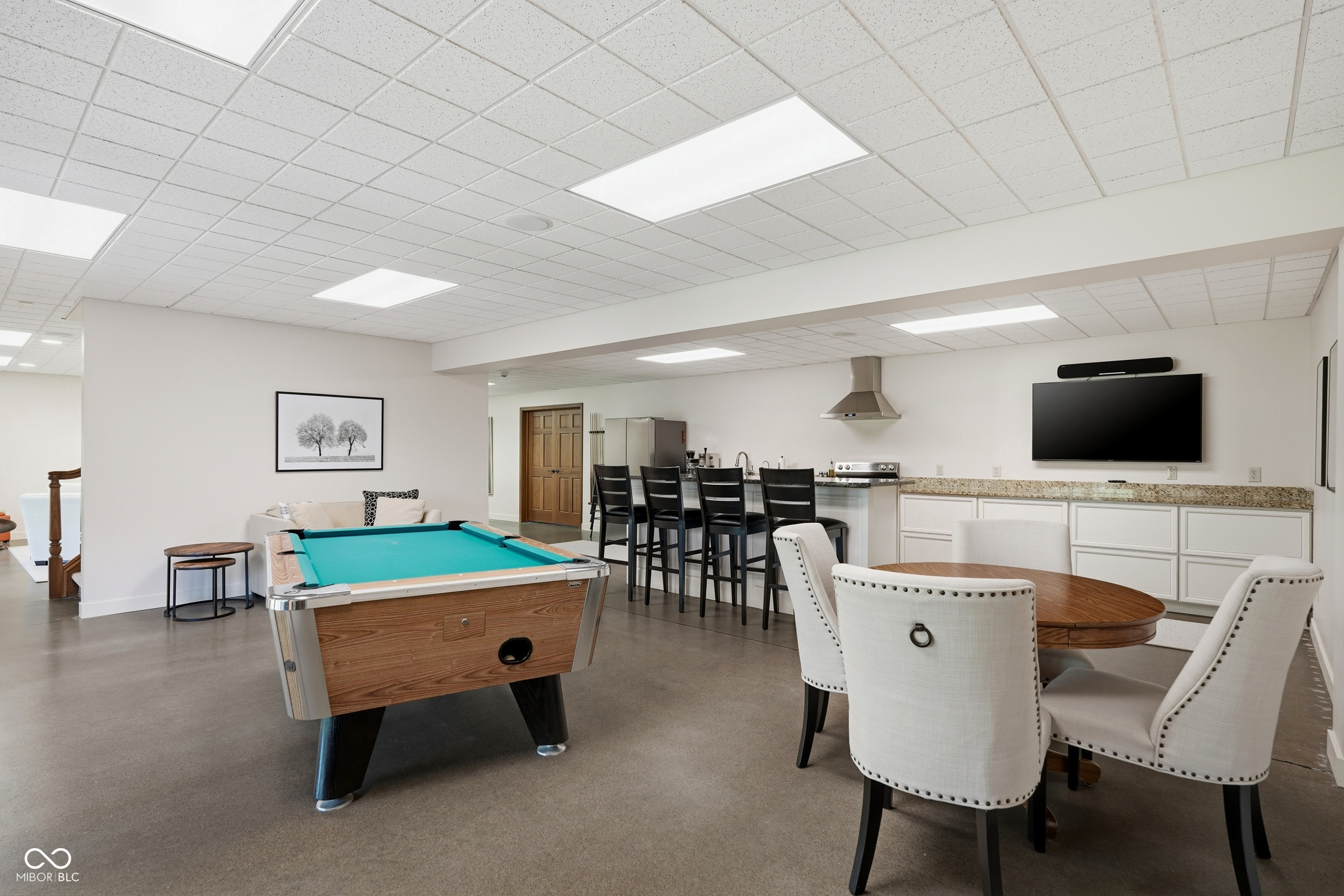 6553 Greyridge Boulevard