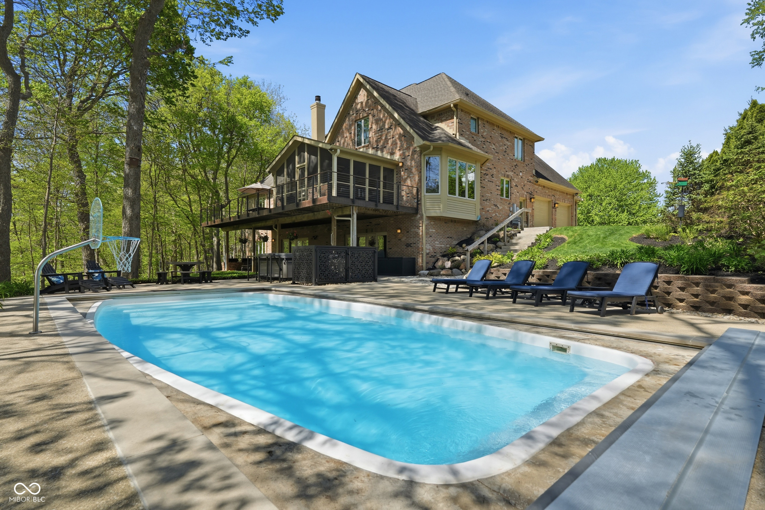 6553 Greyridge Boulevard