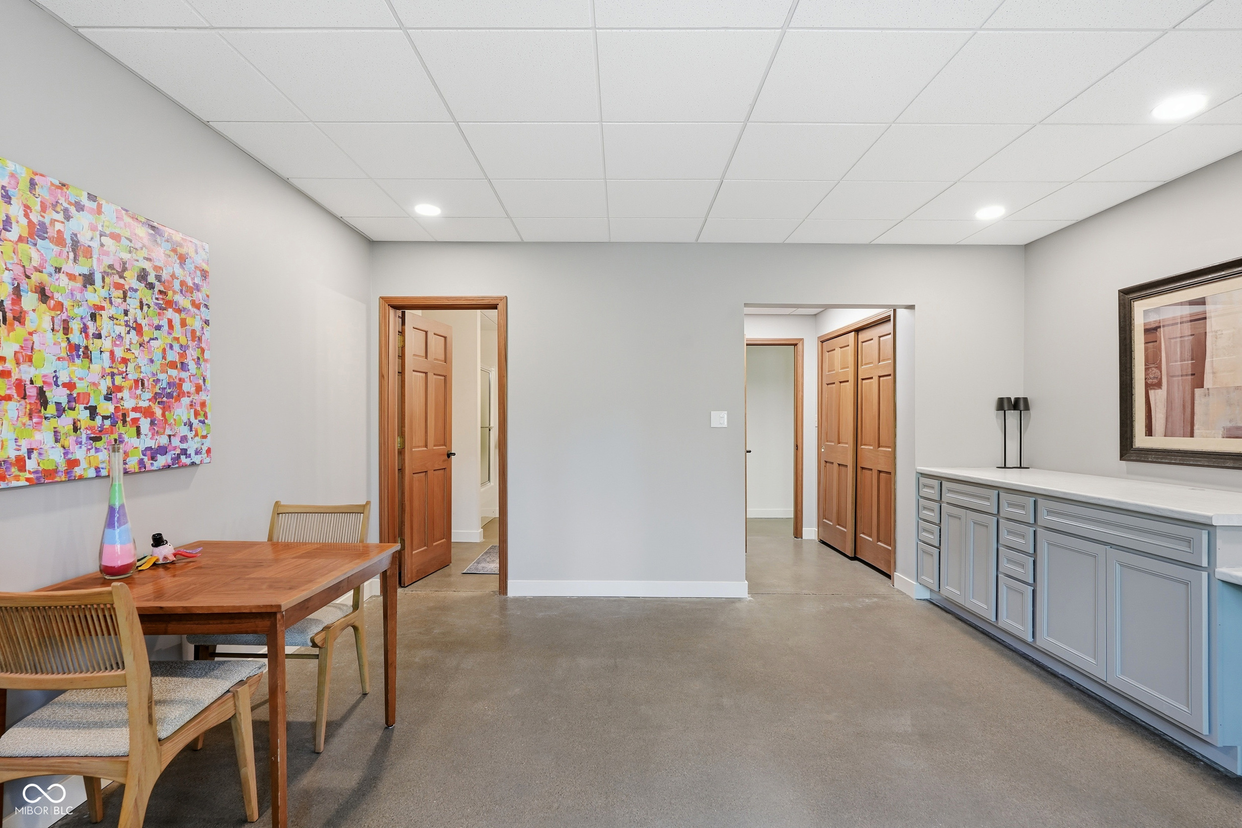 6553 Greyridge Boulevard