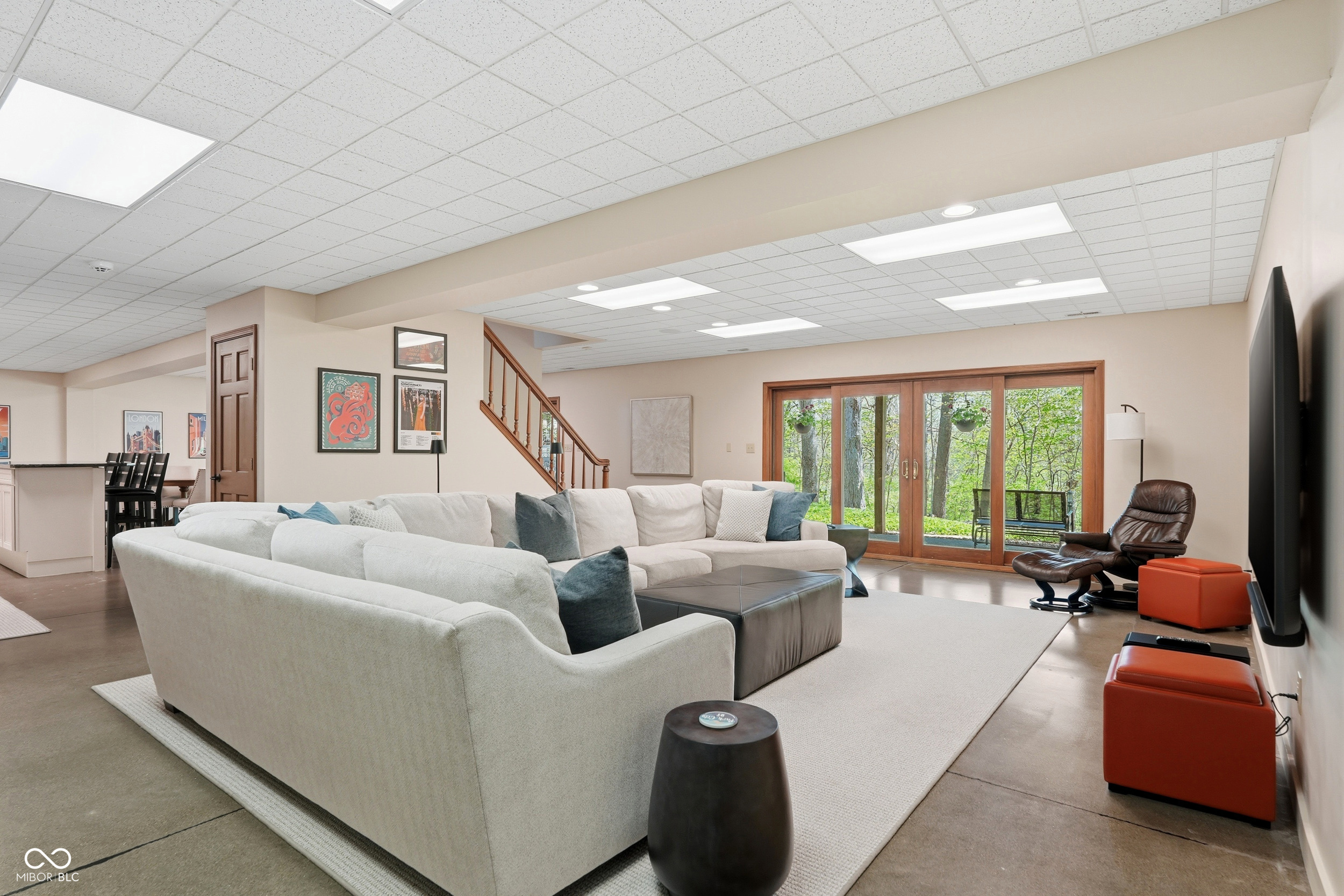 6553 Greyridge Boulevard