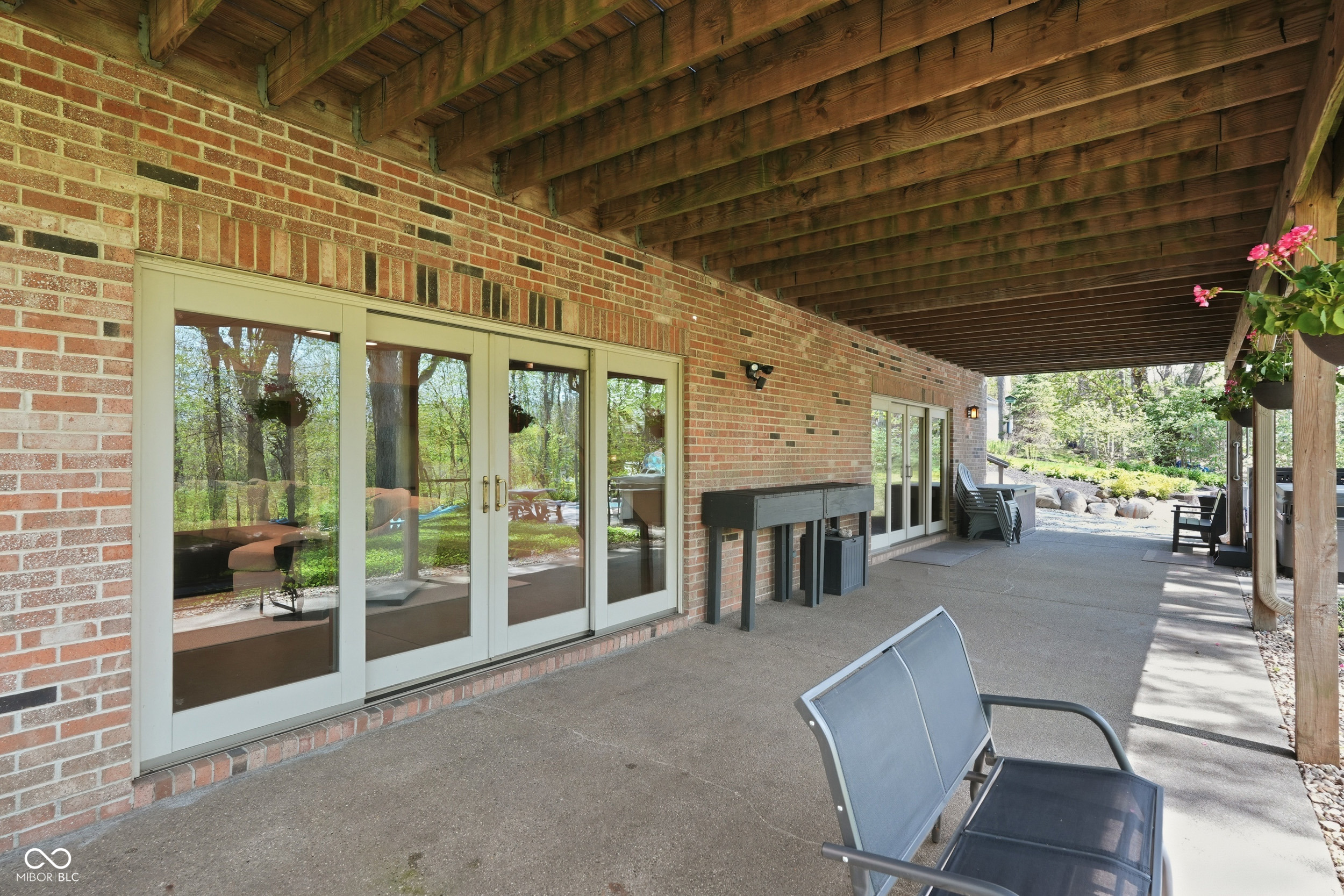 6553 Greyridge Boulevard