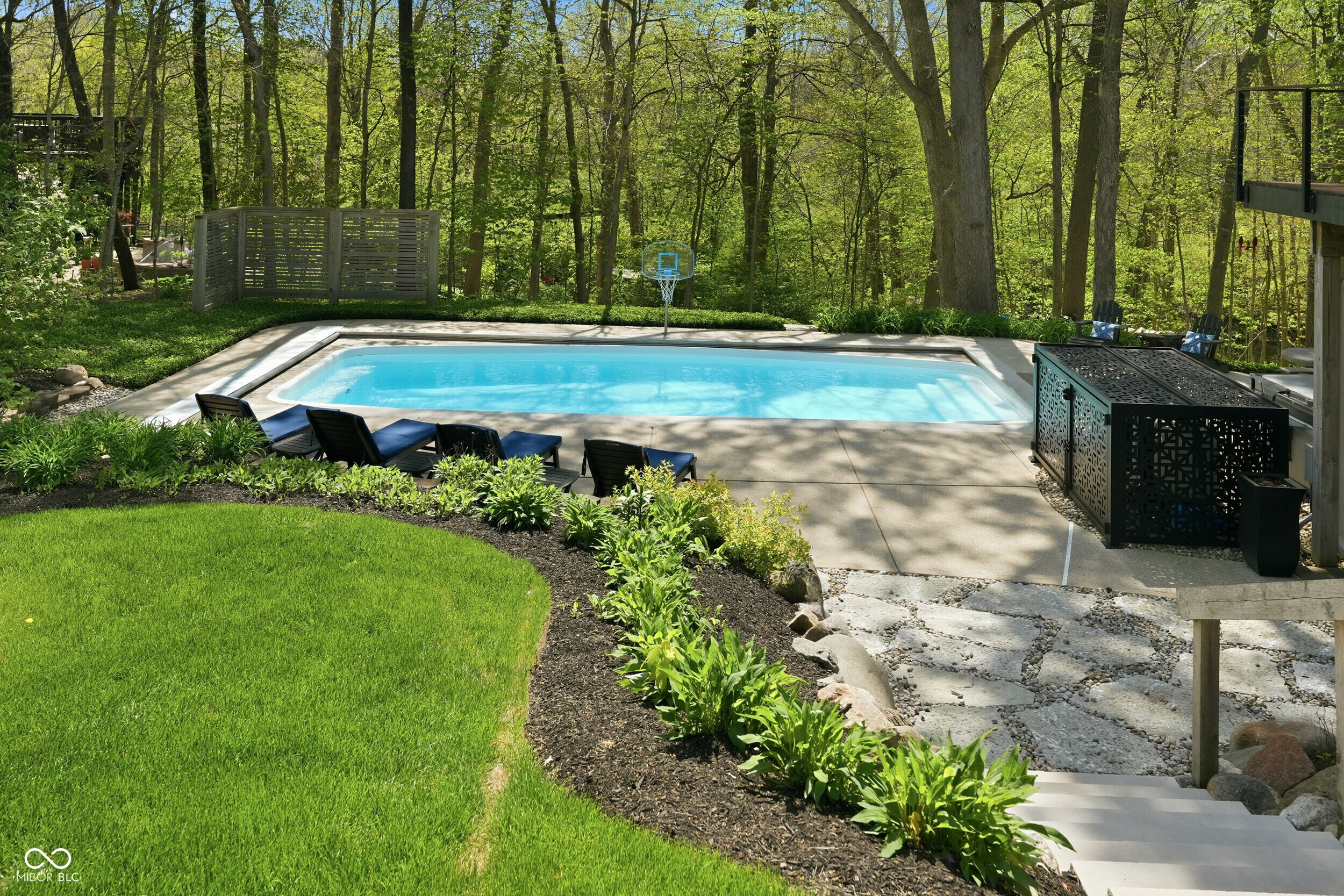 6553 Greyridge Boulevard