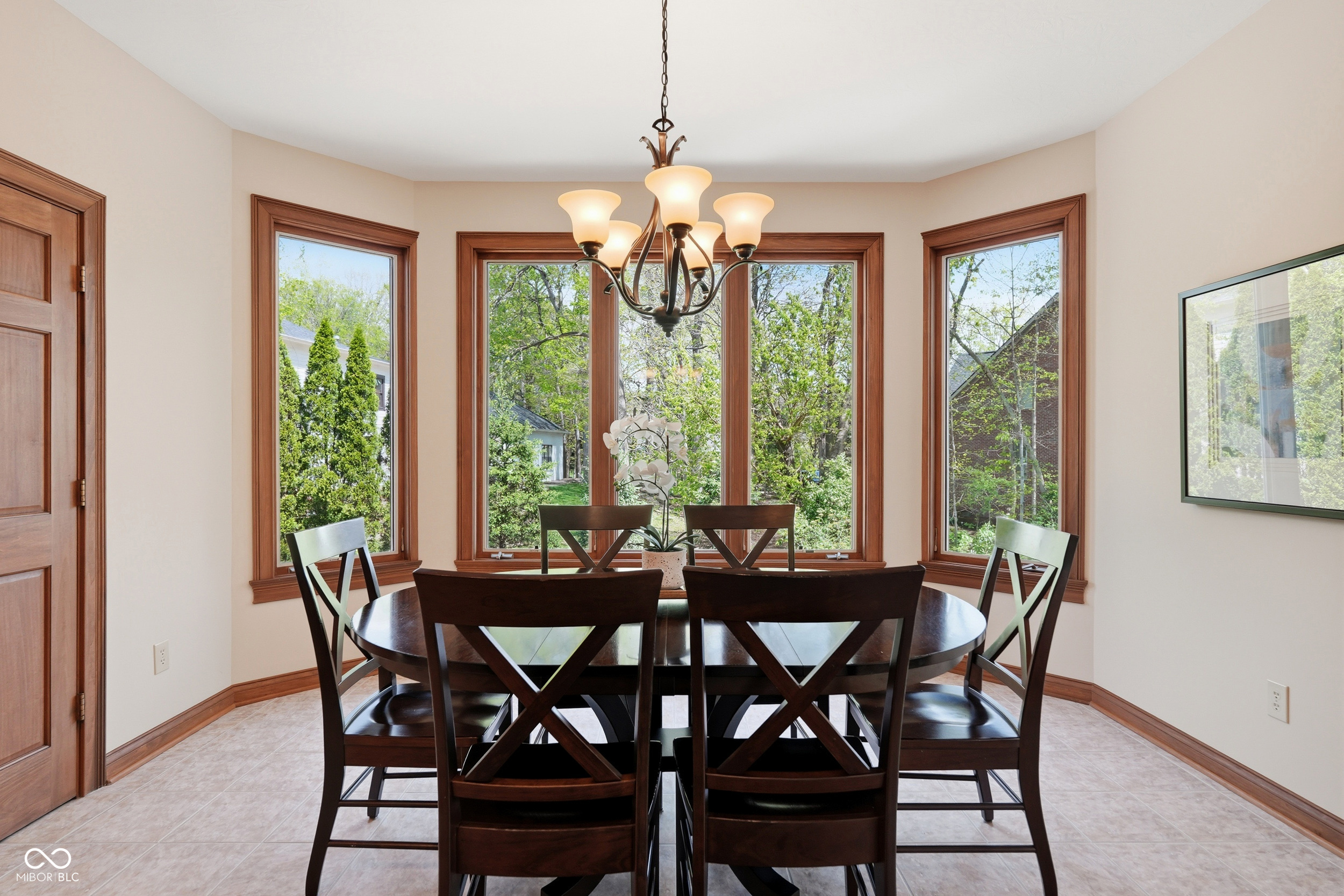 6553 Greyridge Boulevard