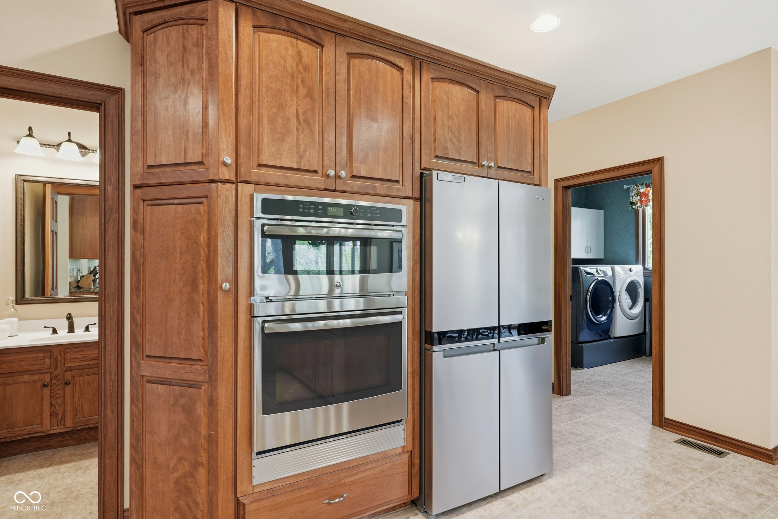 6553 Greyridge Boulevard