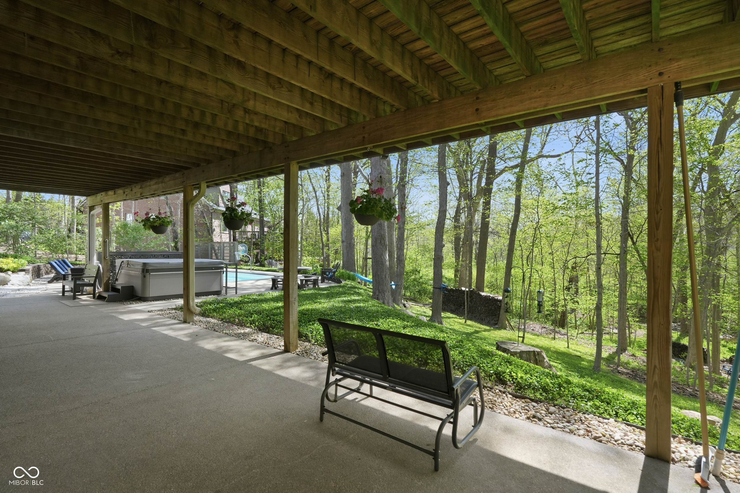 6553 Greyridge Boulevard