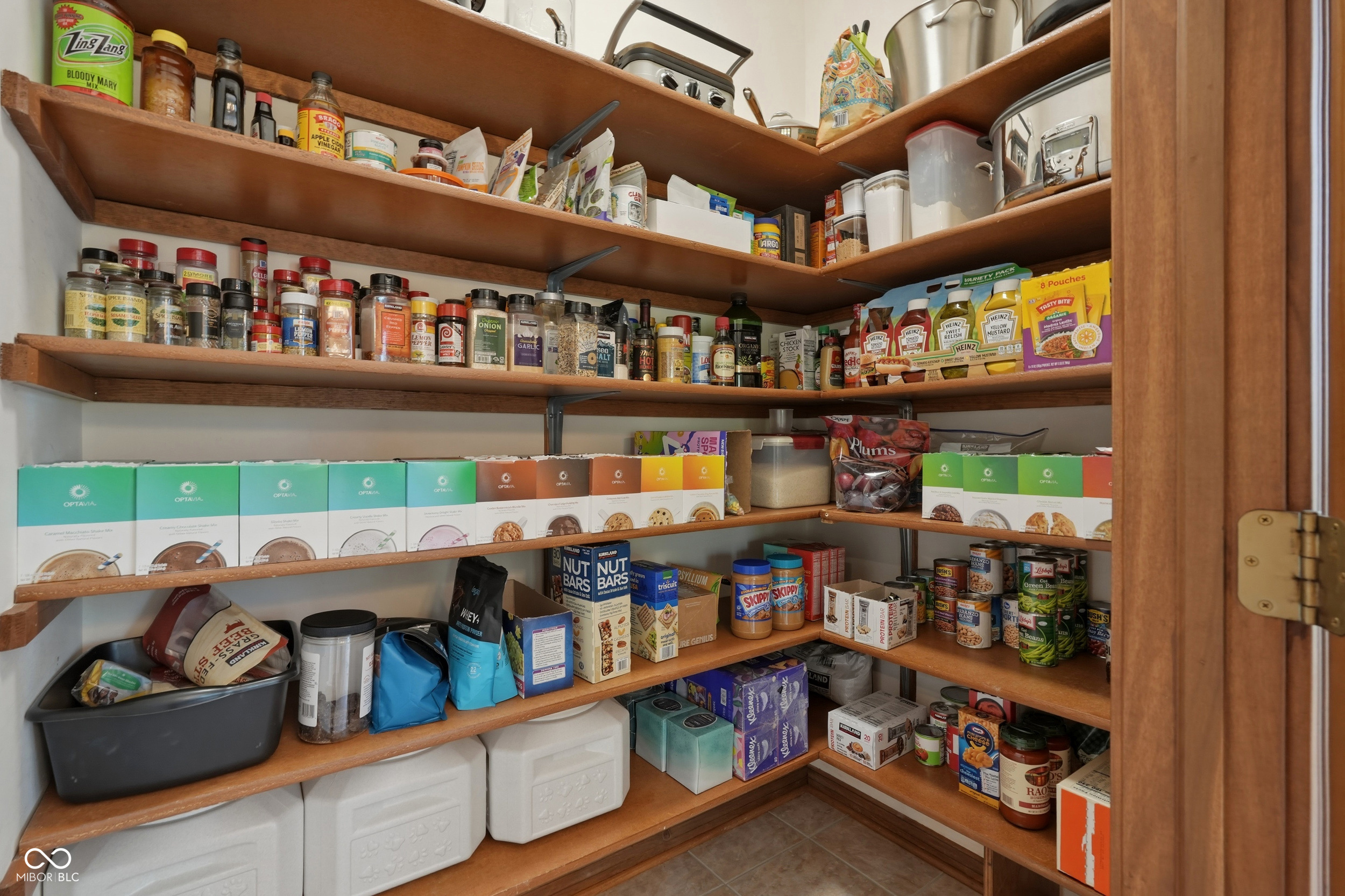 6553 Greyridge Boulevard