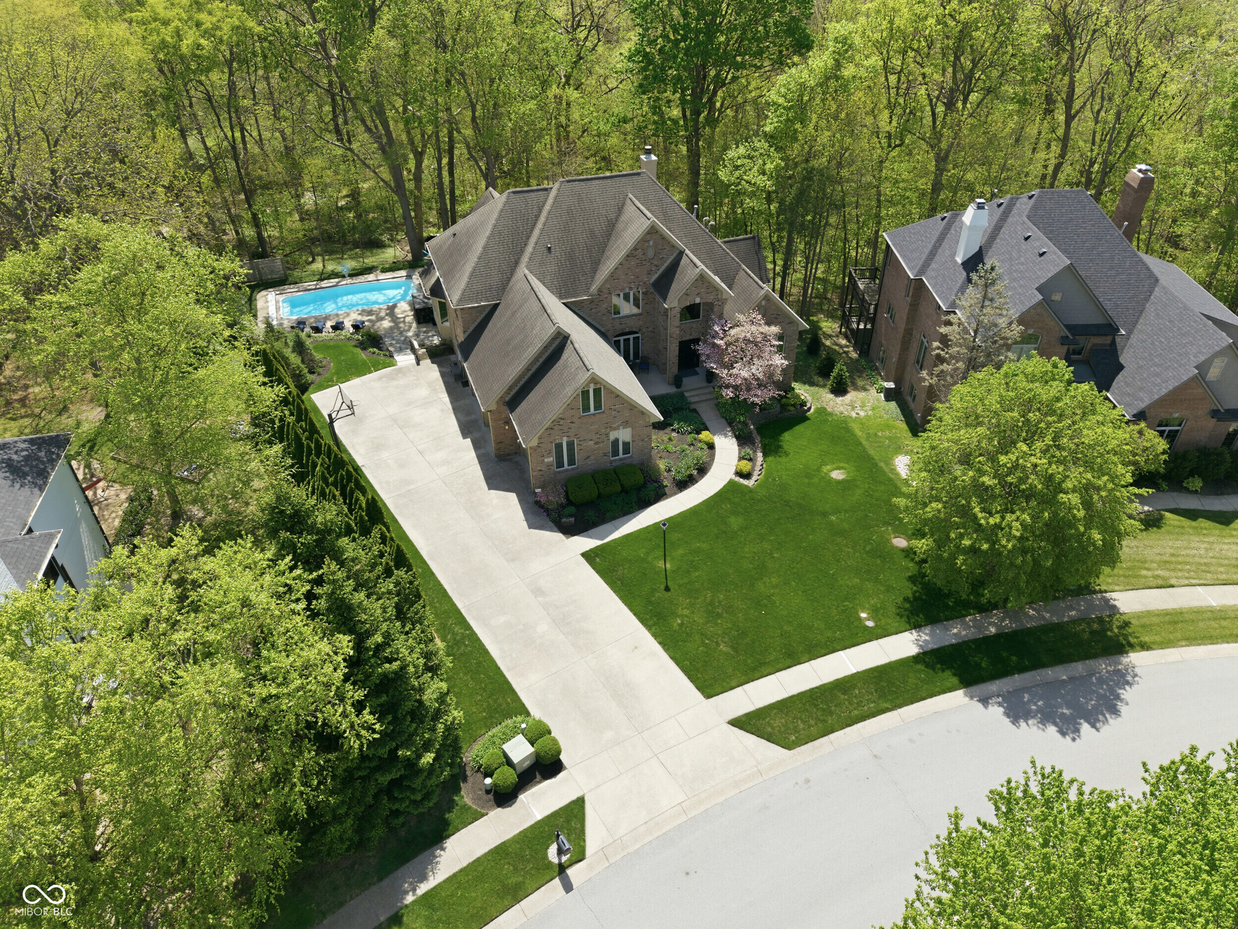 6553 Greyridge Boulevard