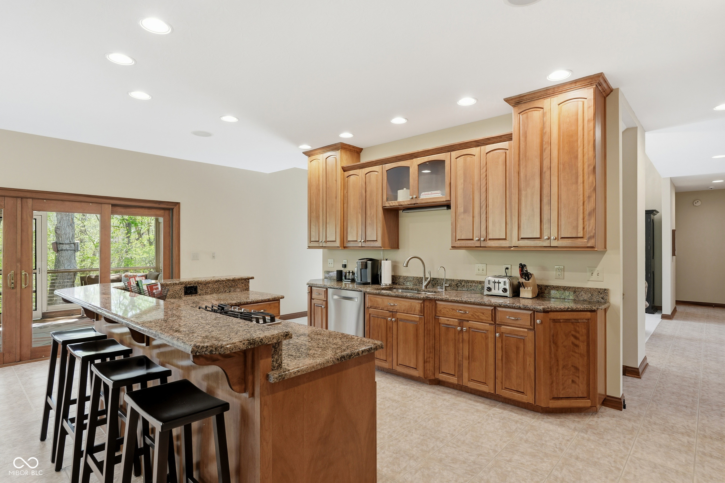 6553 Greyridge Boulevard