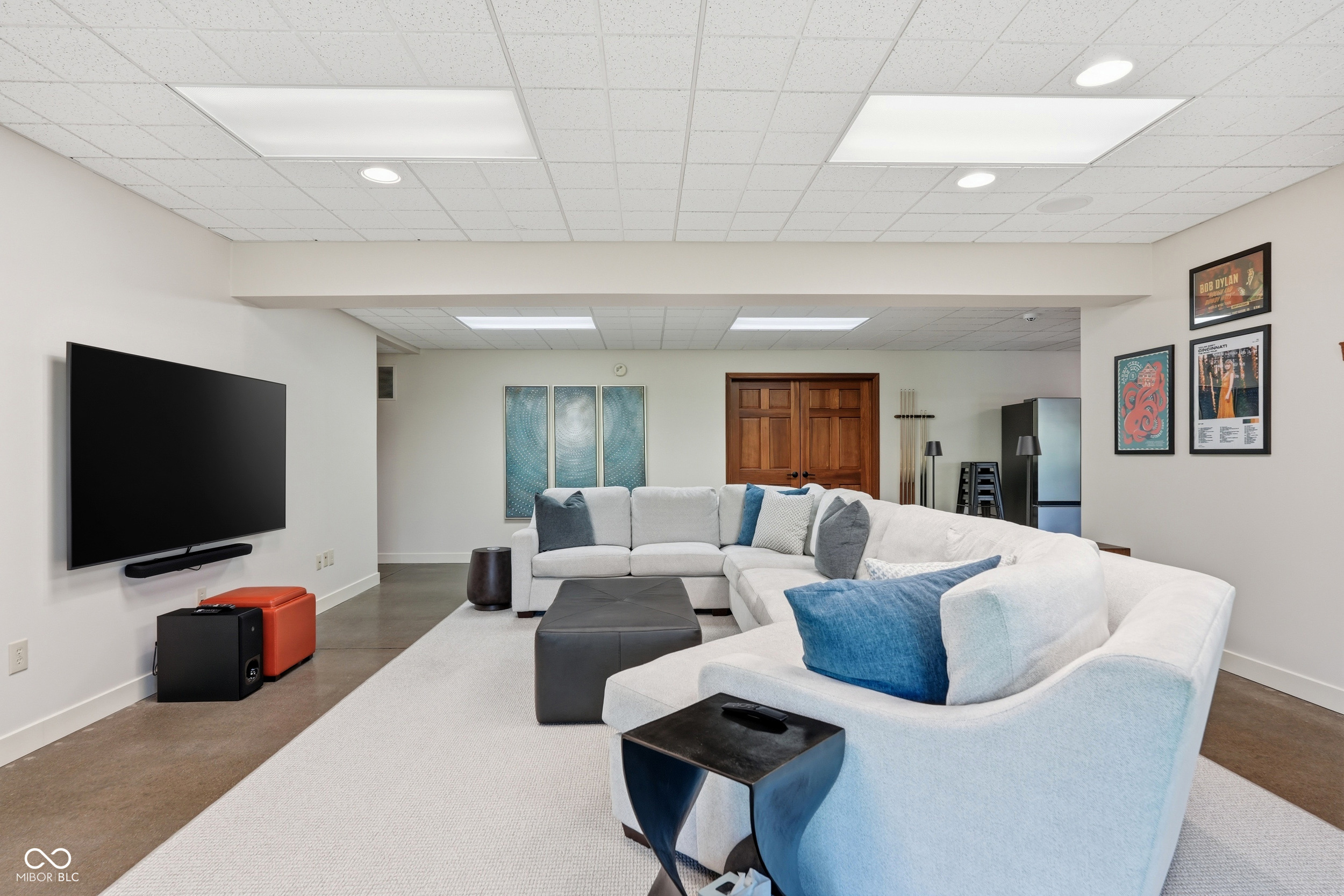 6553 Greyridge Boulevard