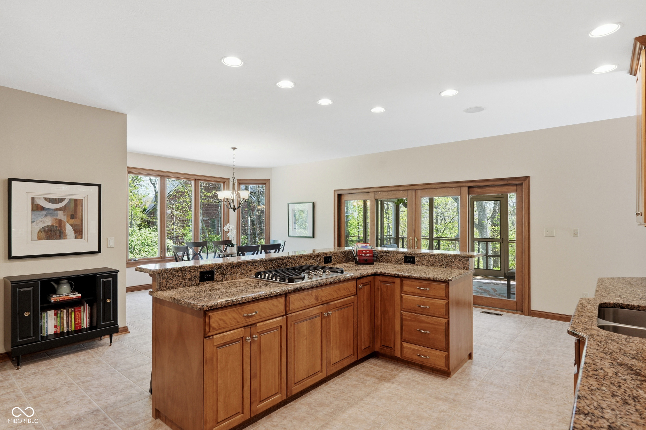 6553 Greyridge Boulevard