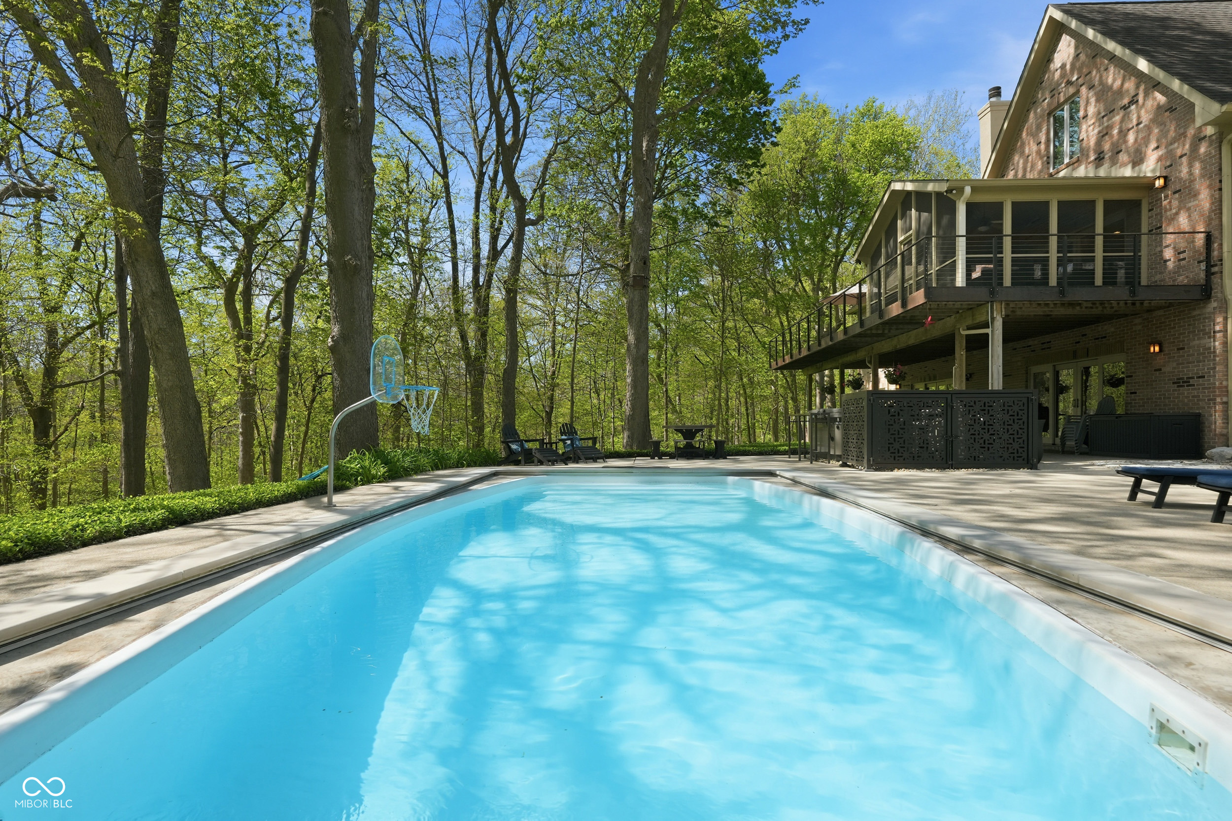 6553 Greyridge Boulevard