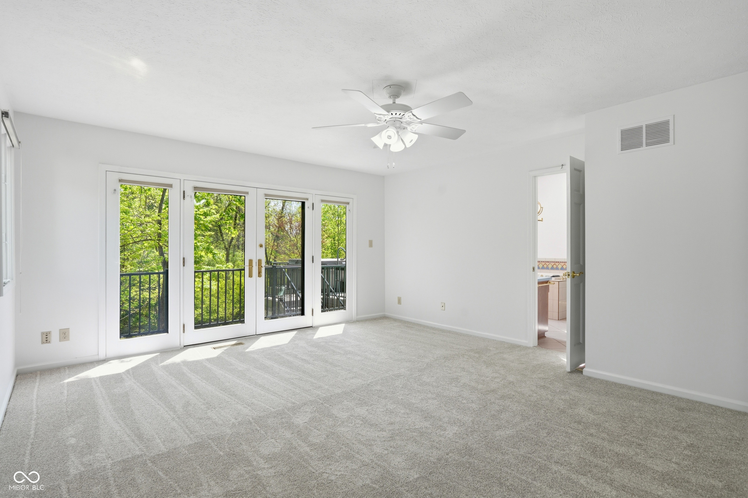 10649 Windjammer Circle