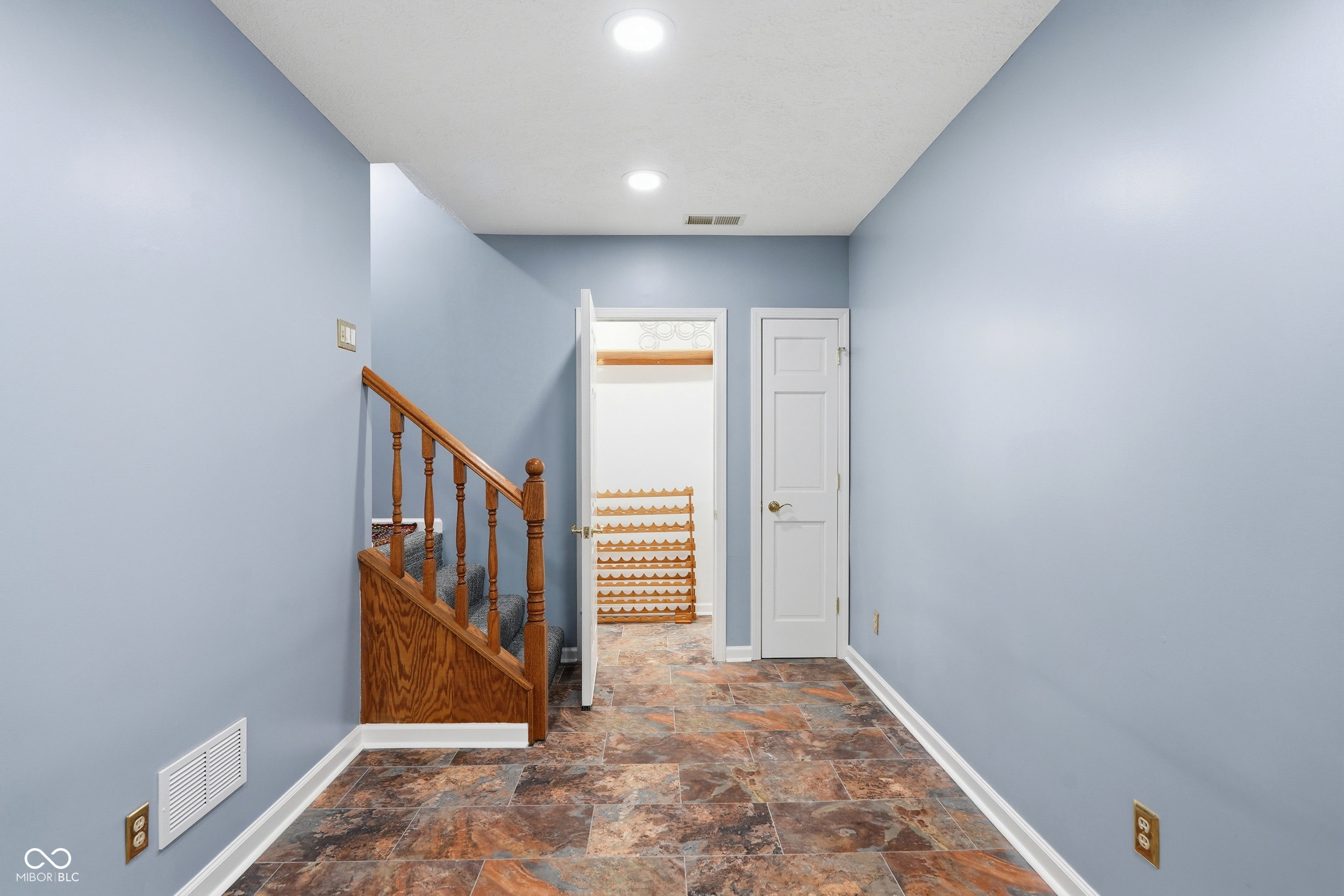 10649 Windjammer Circle