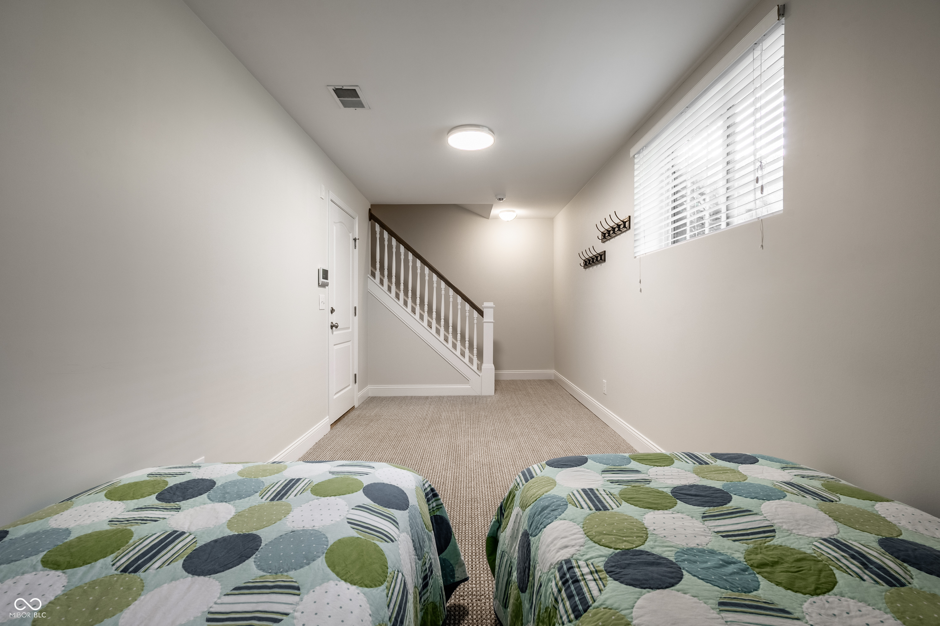 464 American Way S