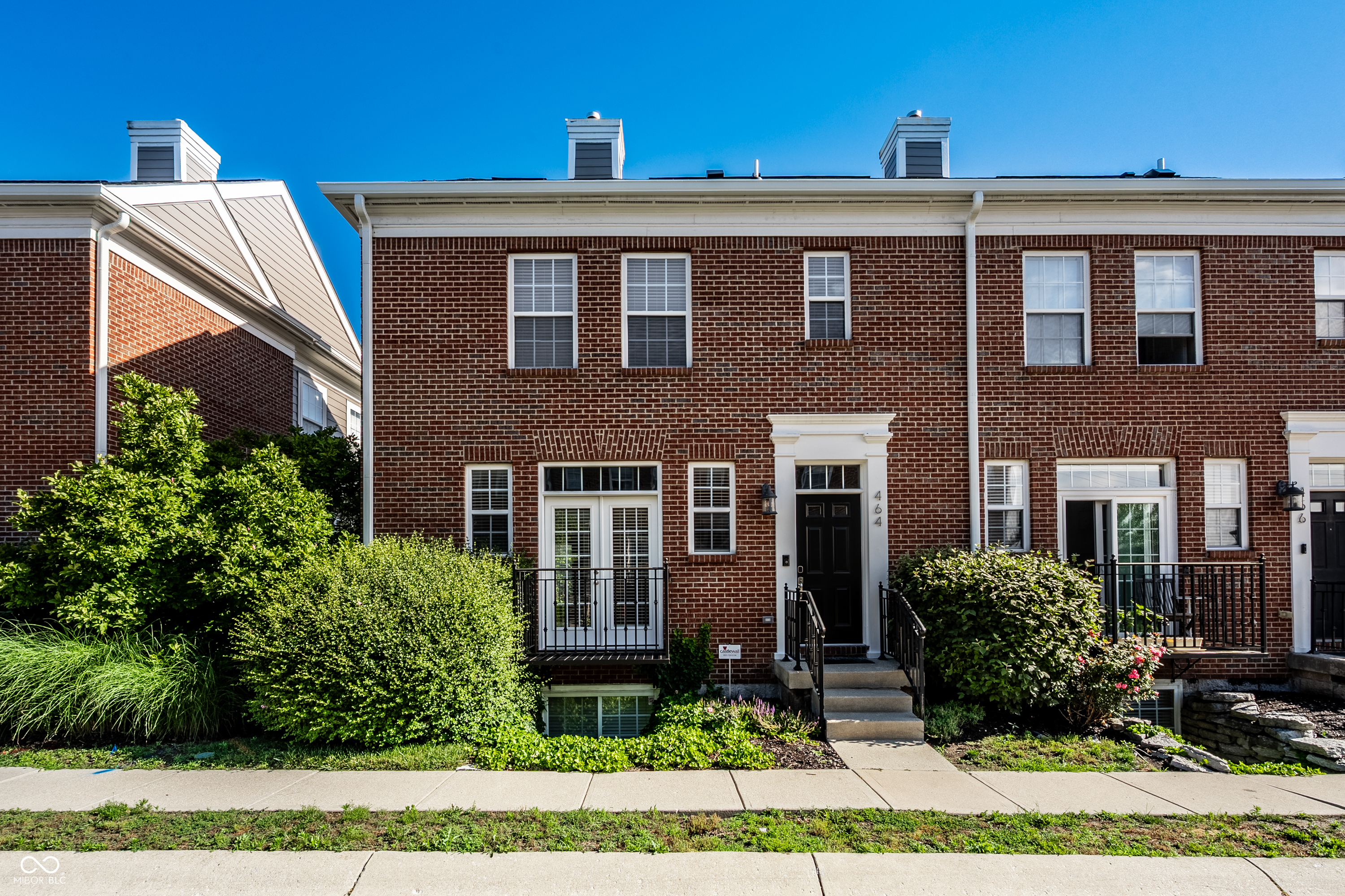 464 American Way S