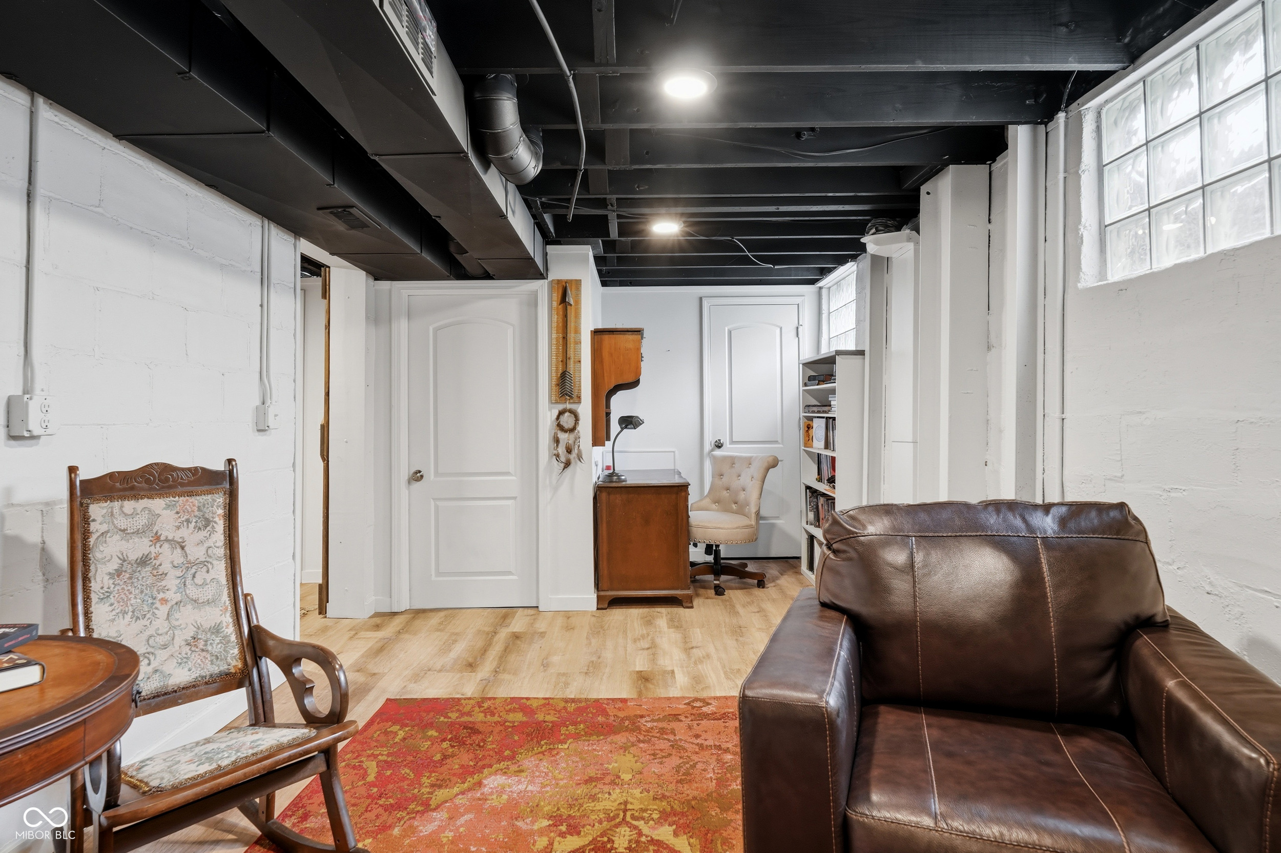 422 Poplar Street
