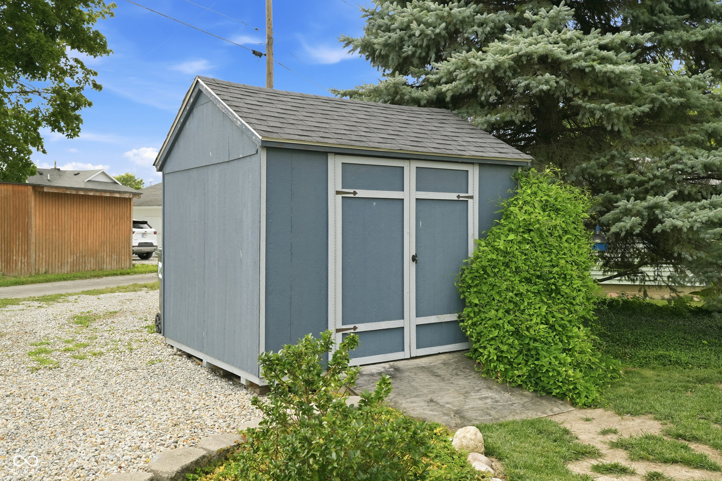422 Poplar Street