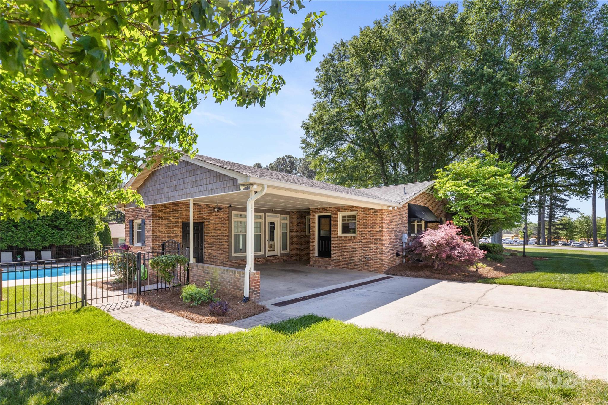 1150 Ratchford Drive