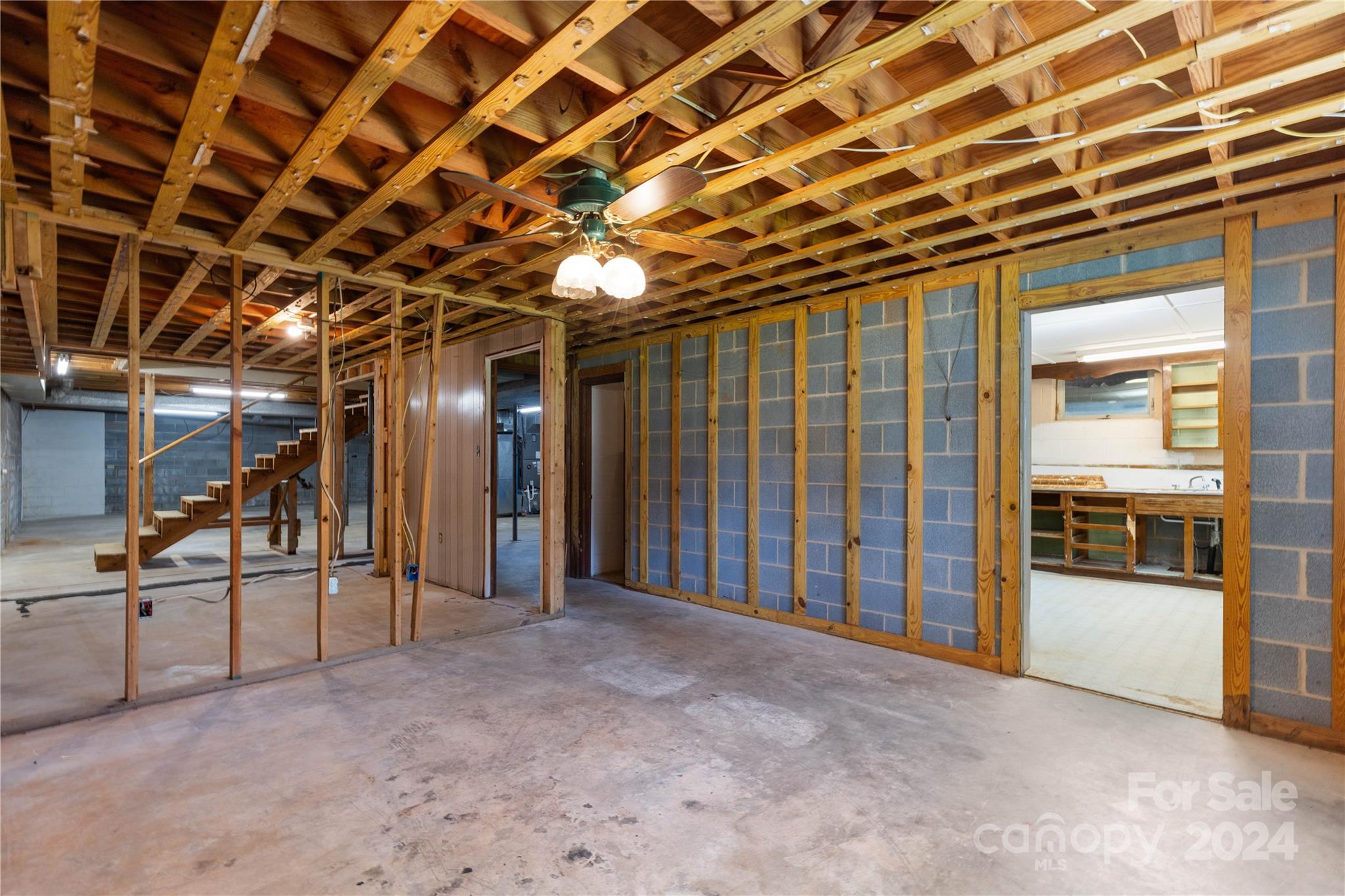 1150 Ratchford Drive