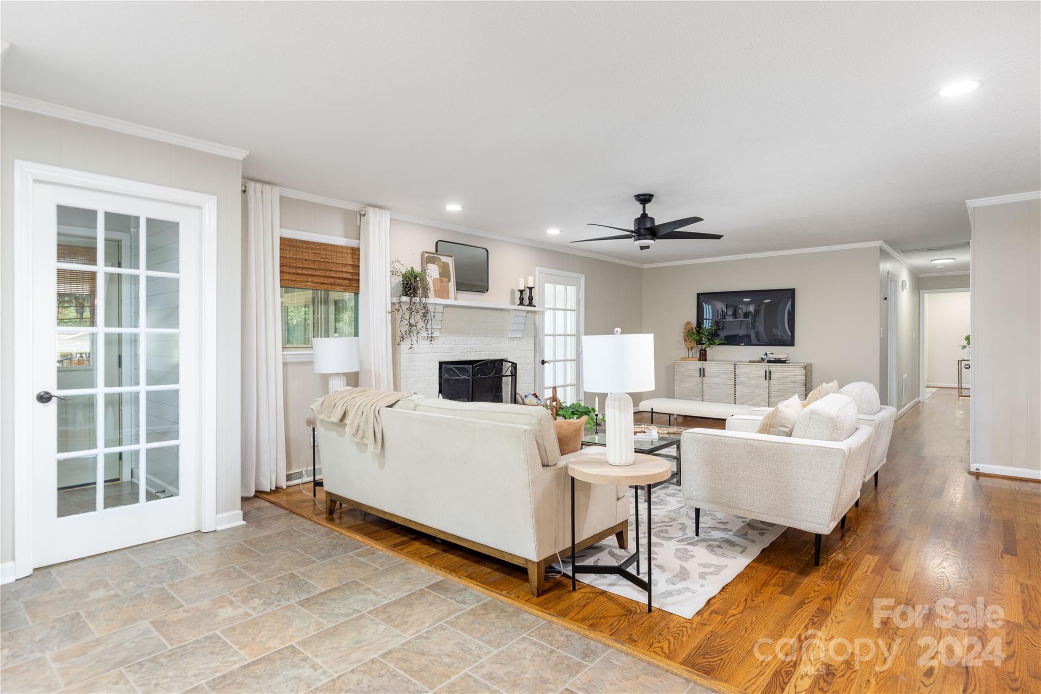 1150 Ratchford Drive