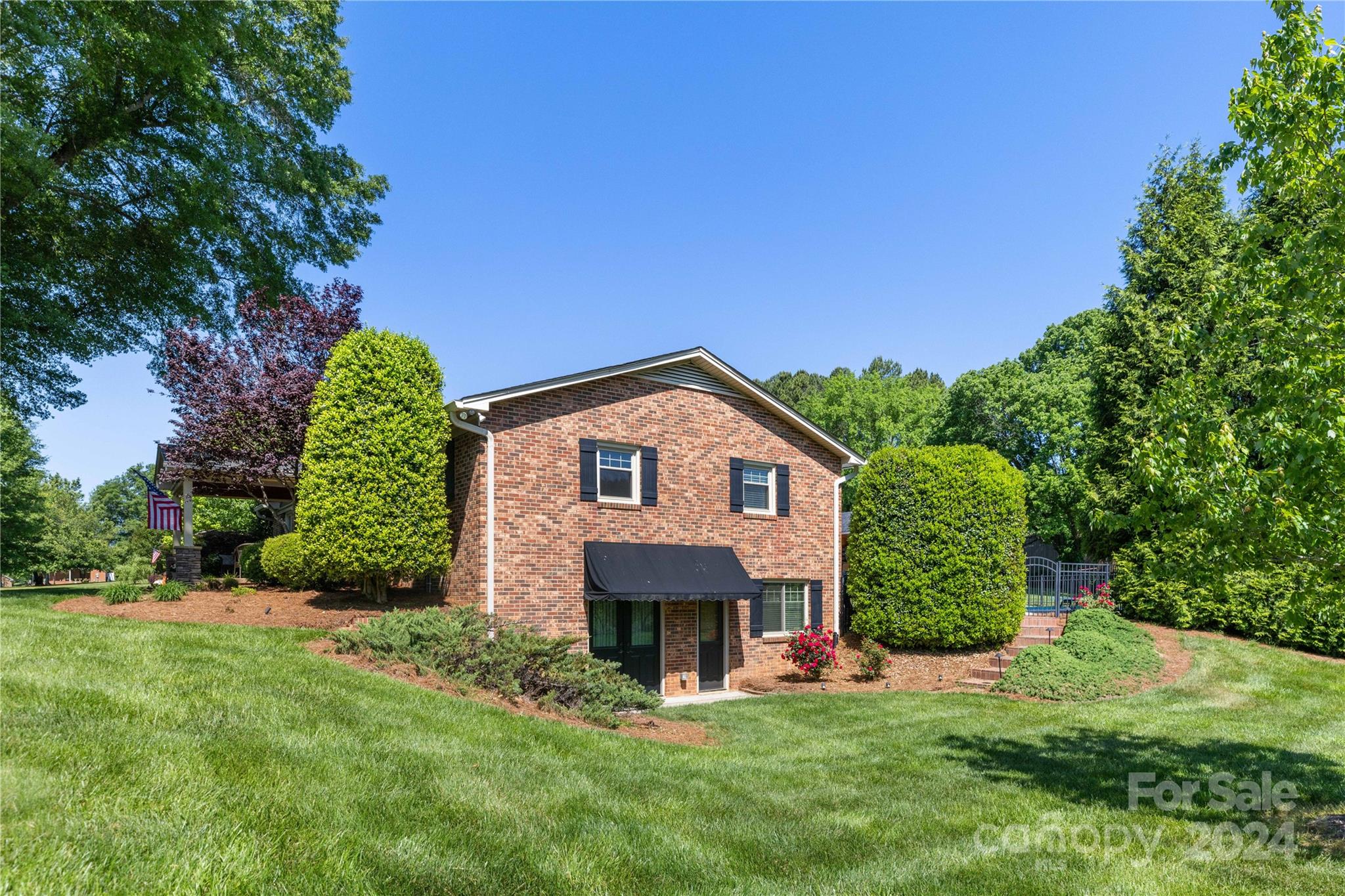 1150 Ratchford Drive