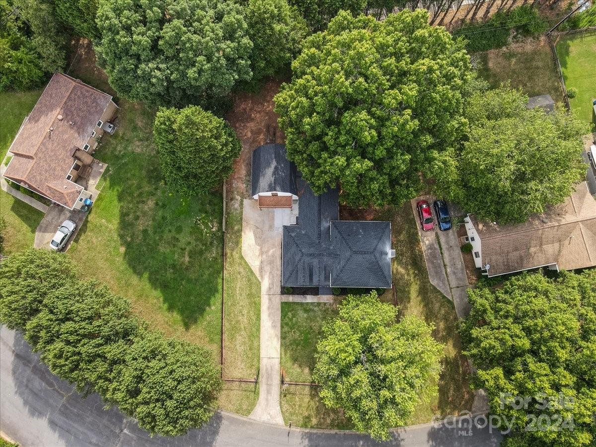 13530 Four Oaks Lane