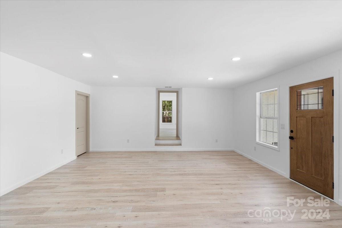 13530 Four Oaks Lane