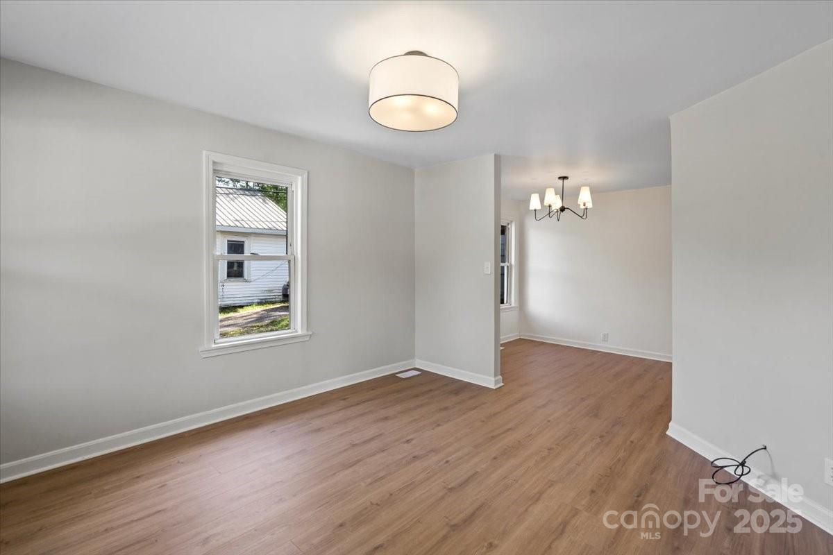 300 N Ervin Avenue