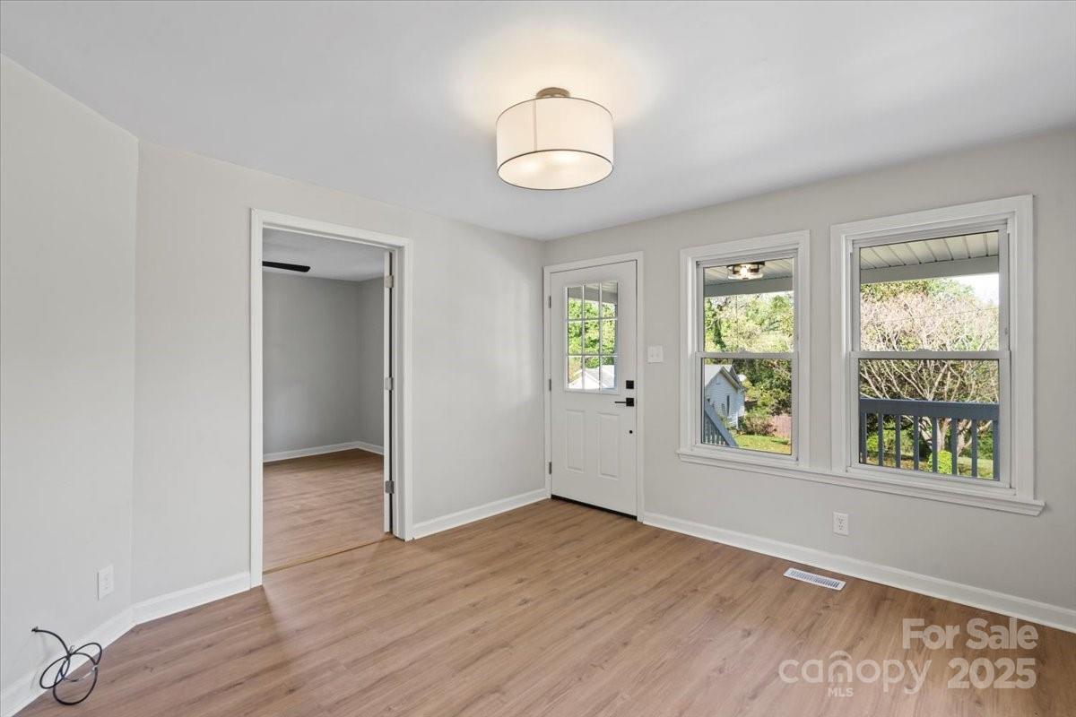 300 N Ervin Avenue