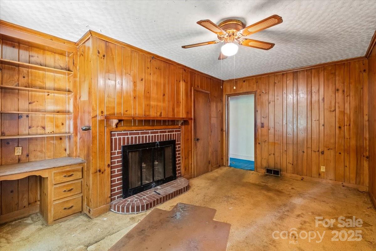 5000 Hoover Drive