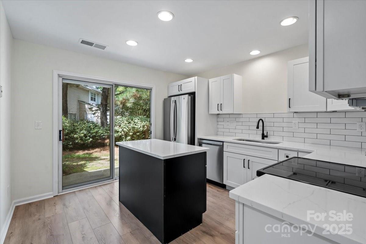 2208 Cigar Court