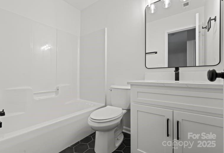 2208 Cigar Court