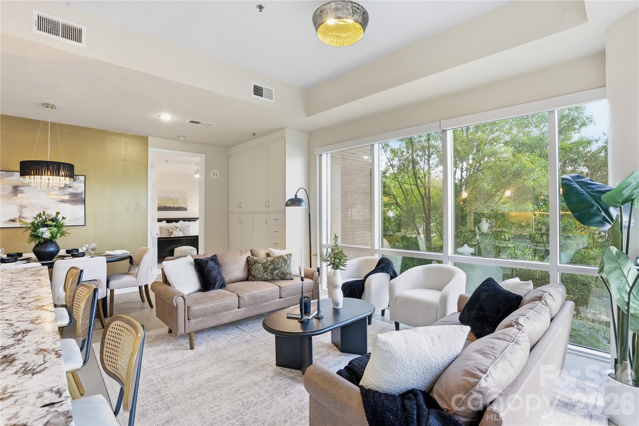 1133 Metropolitan Avenue Unit: 208