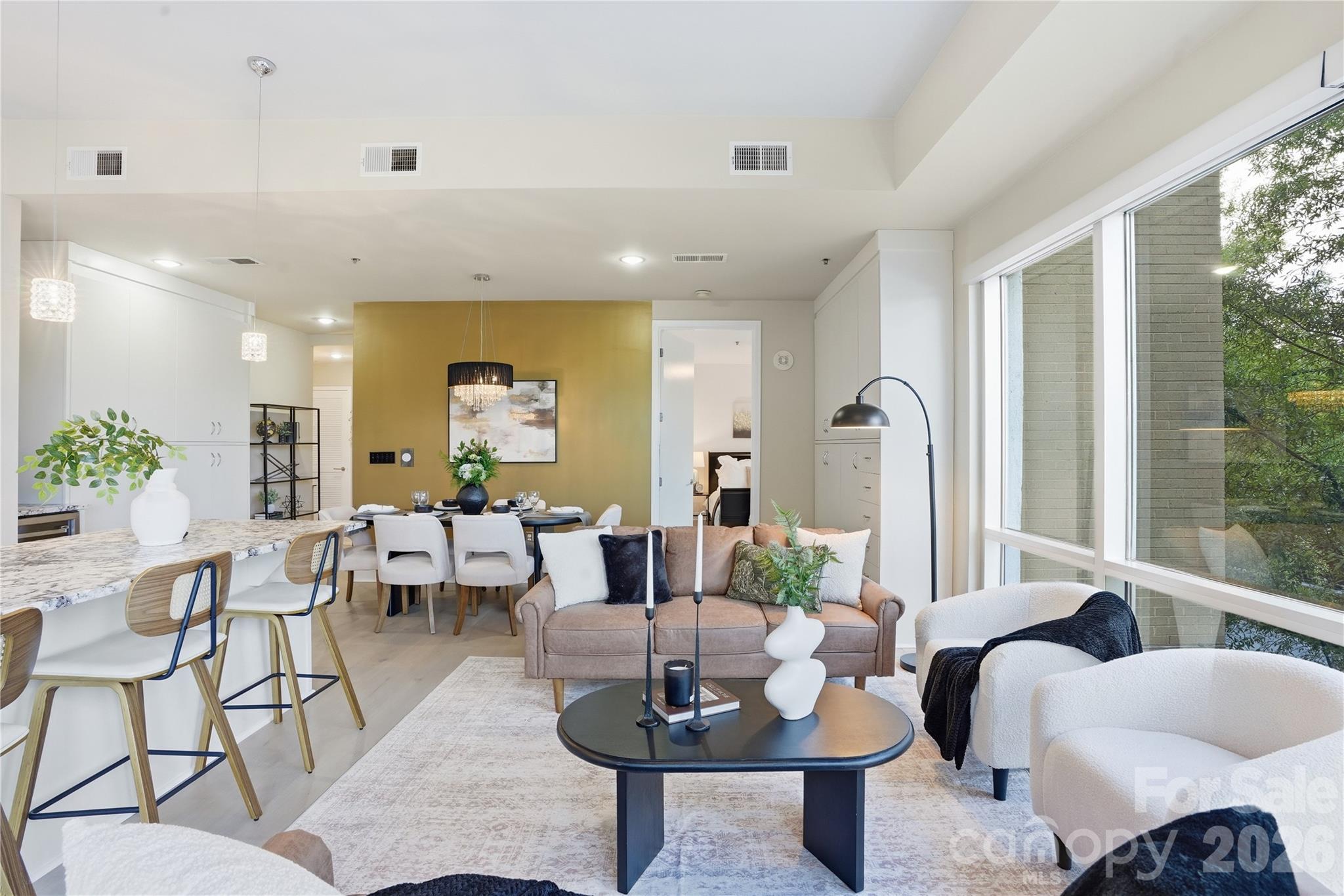 1133 Metropolitan Avenue Unit: 208