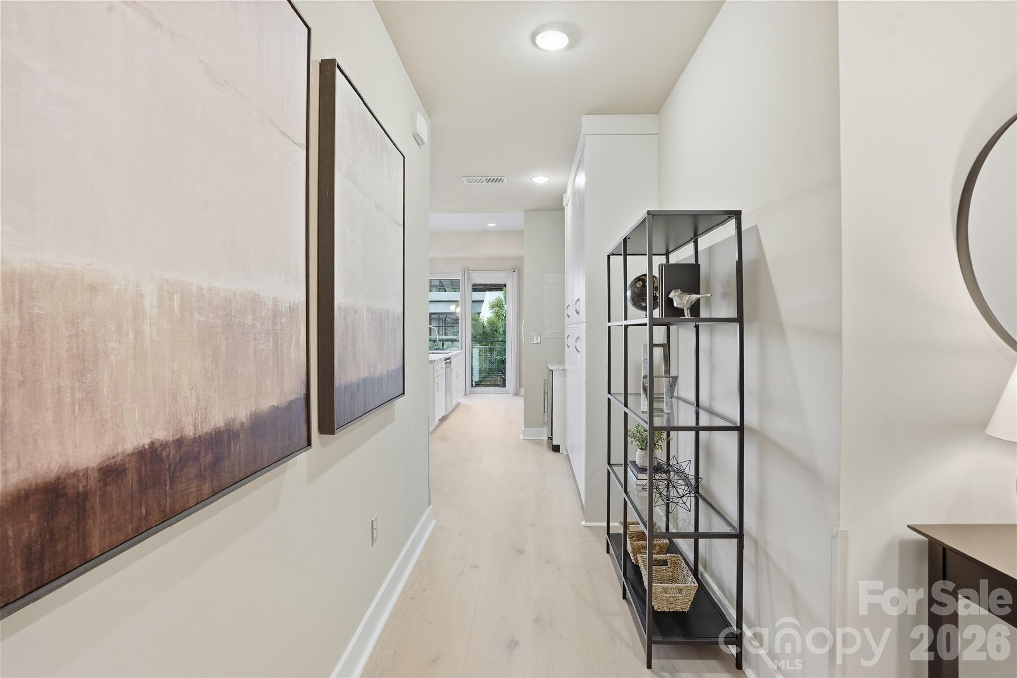 1133 Metropolitan Avenue Unit: 208