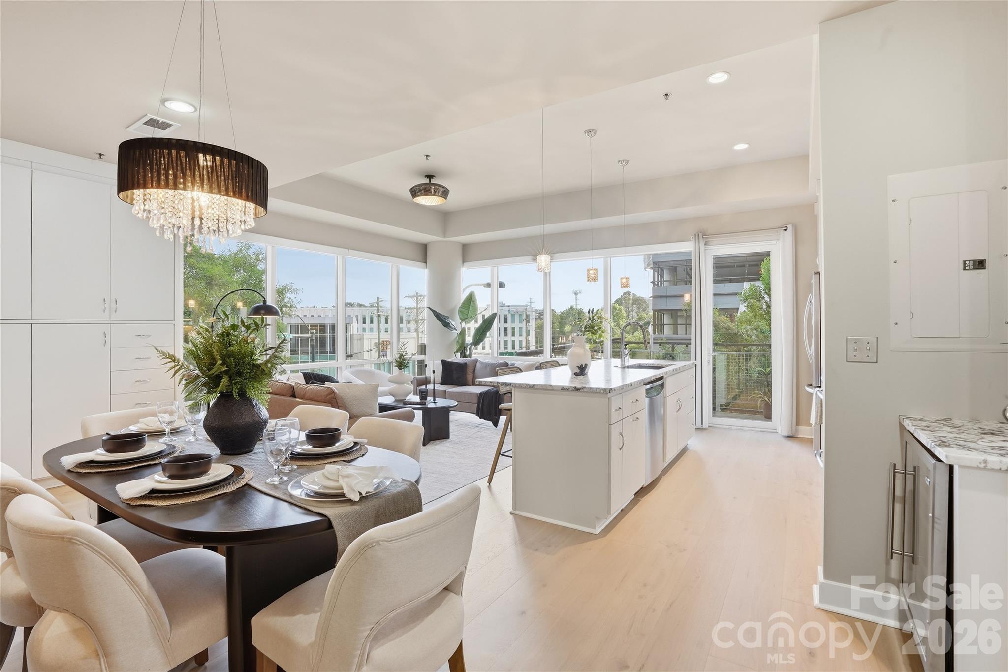 1133 Metropolitan Avenue Unit: 208