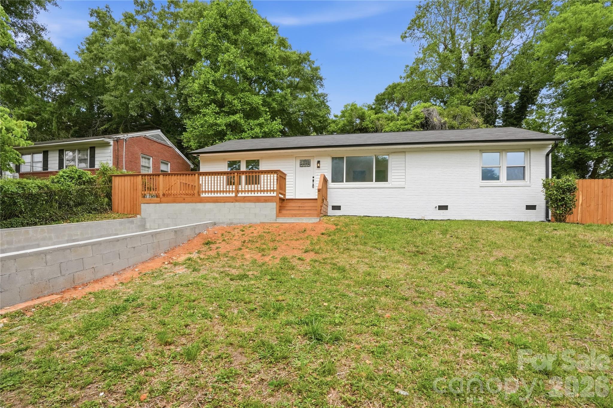 921 Green Circle Drive