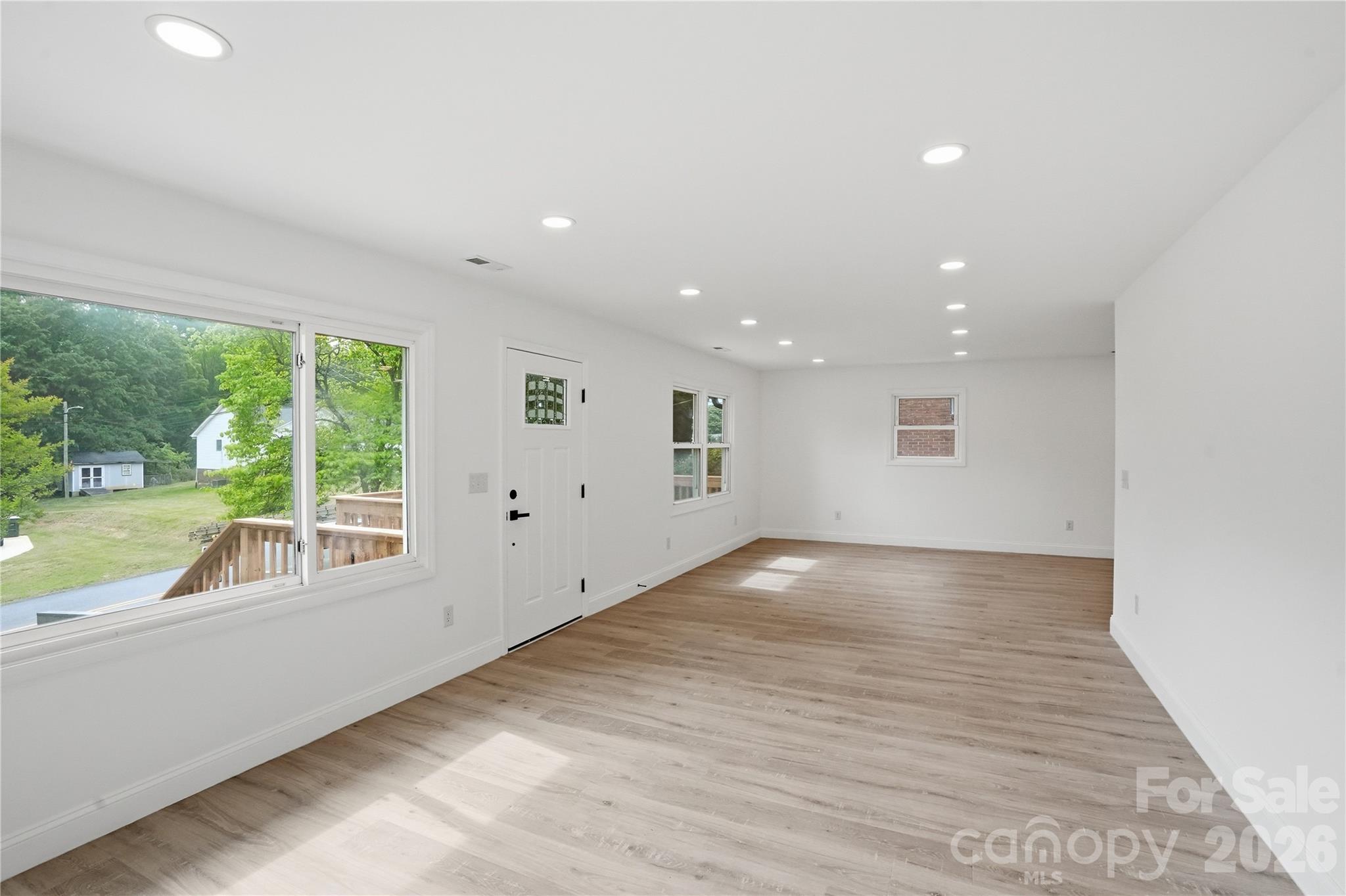 921 Green Circle Drive