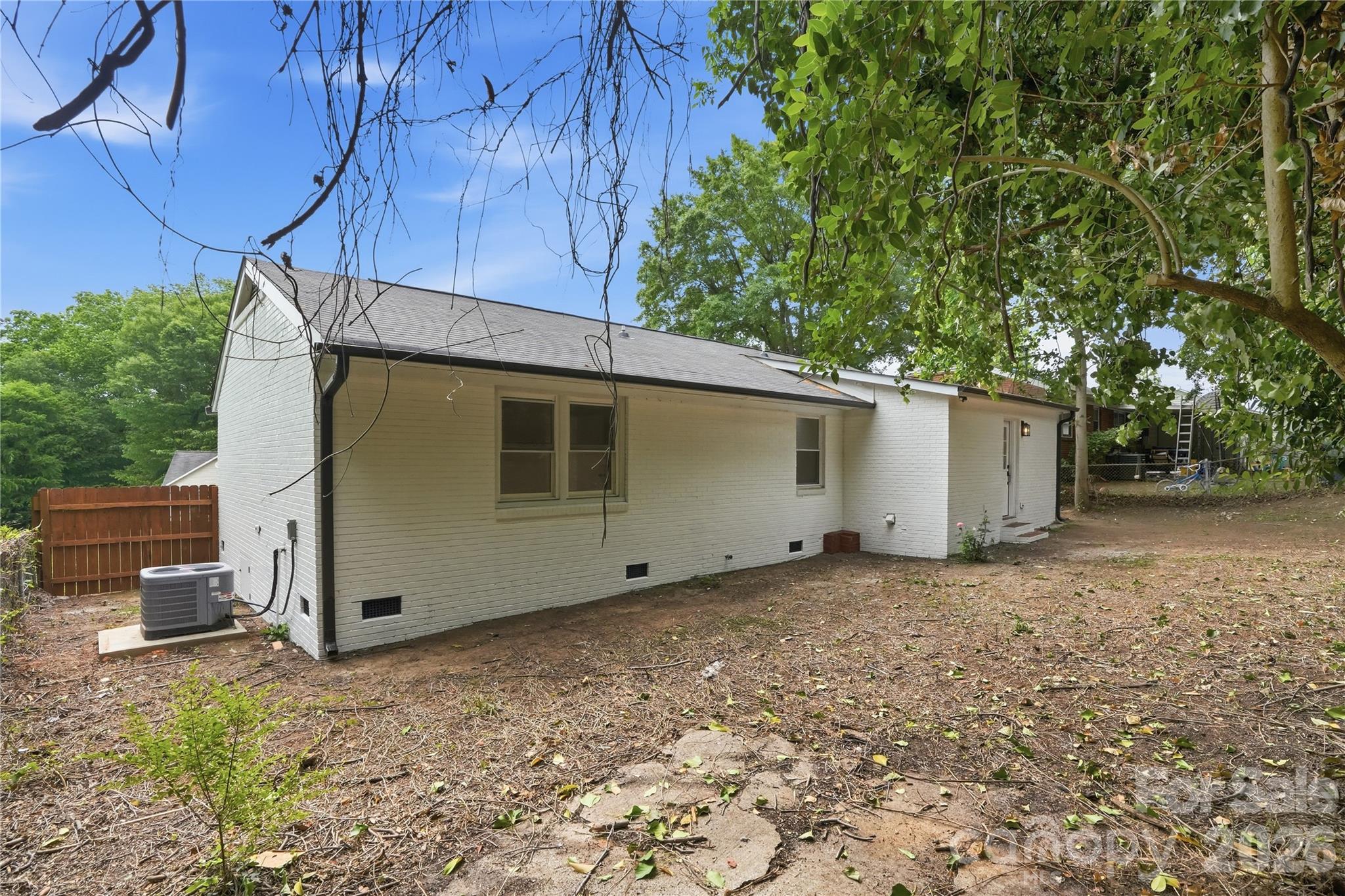 921 Green Circle Drive