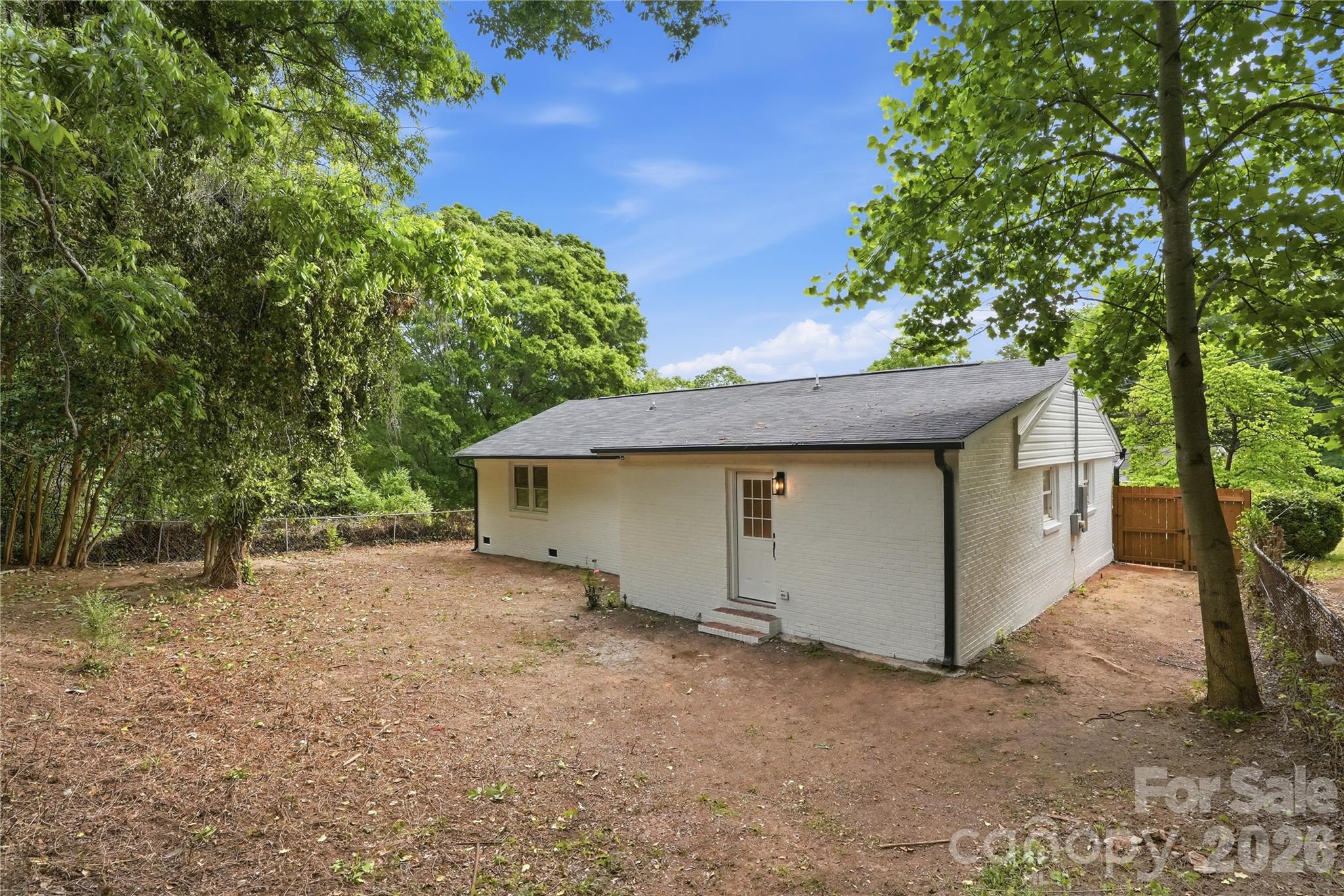 921 Green Circle Drive